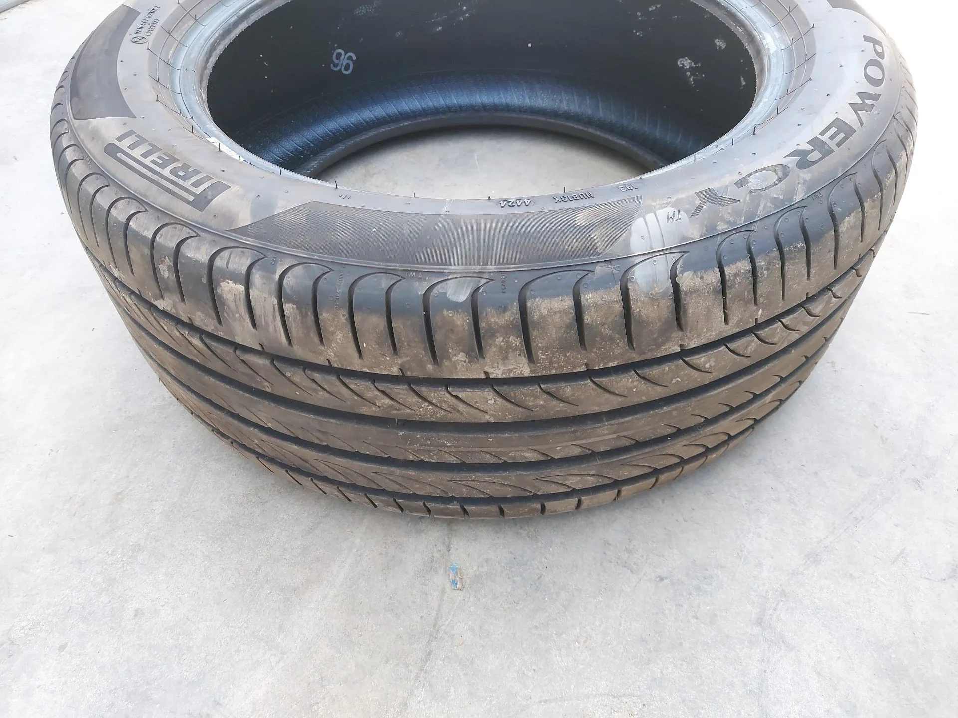 Neumatico para Audi A4 B9 (8W2, 8Wc)