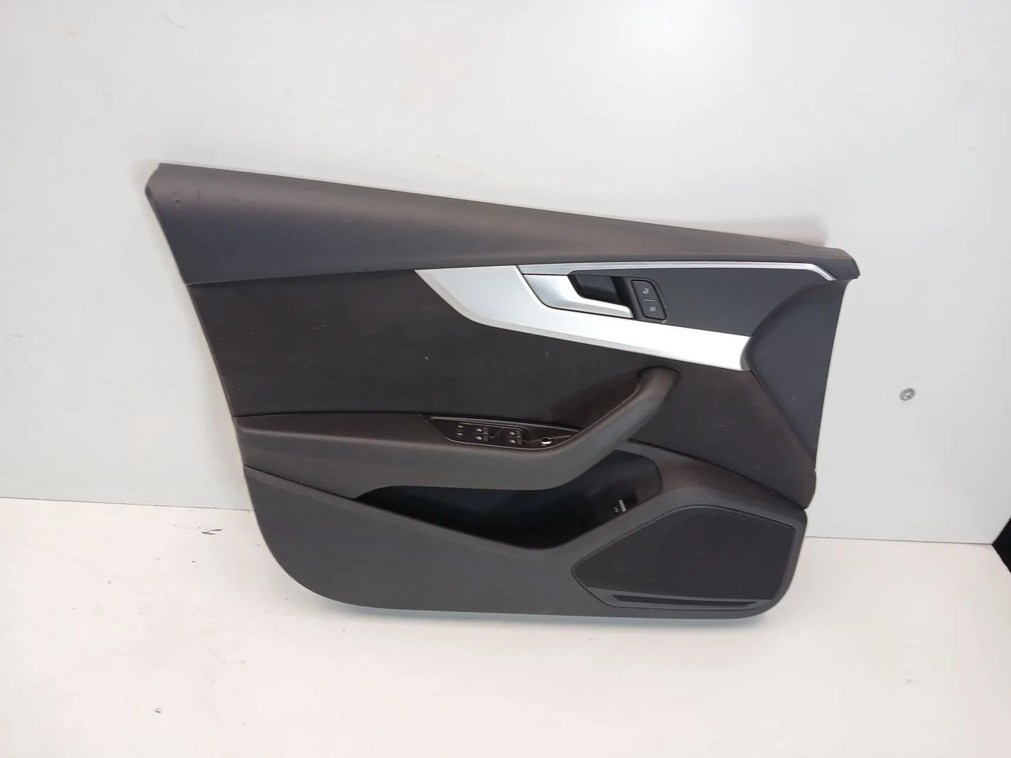Guarnecido Puerta Delantera Izquierda para Audi A4 B9 (8W2, 8Wc)