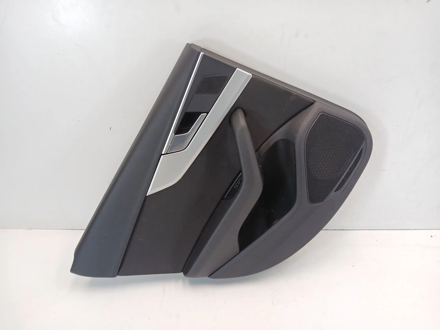 Guarnecido Puerta Trasera Izquierda para Audi A4 B9 (8W2, 8Wc)