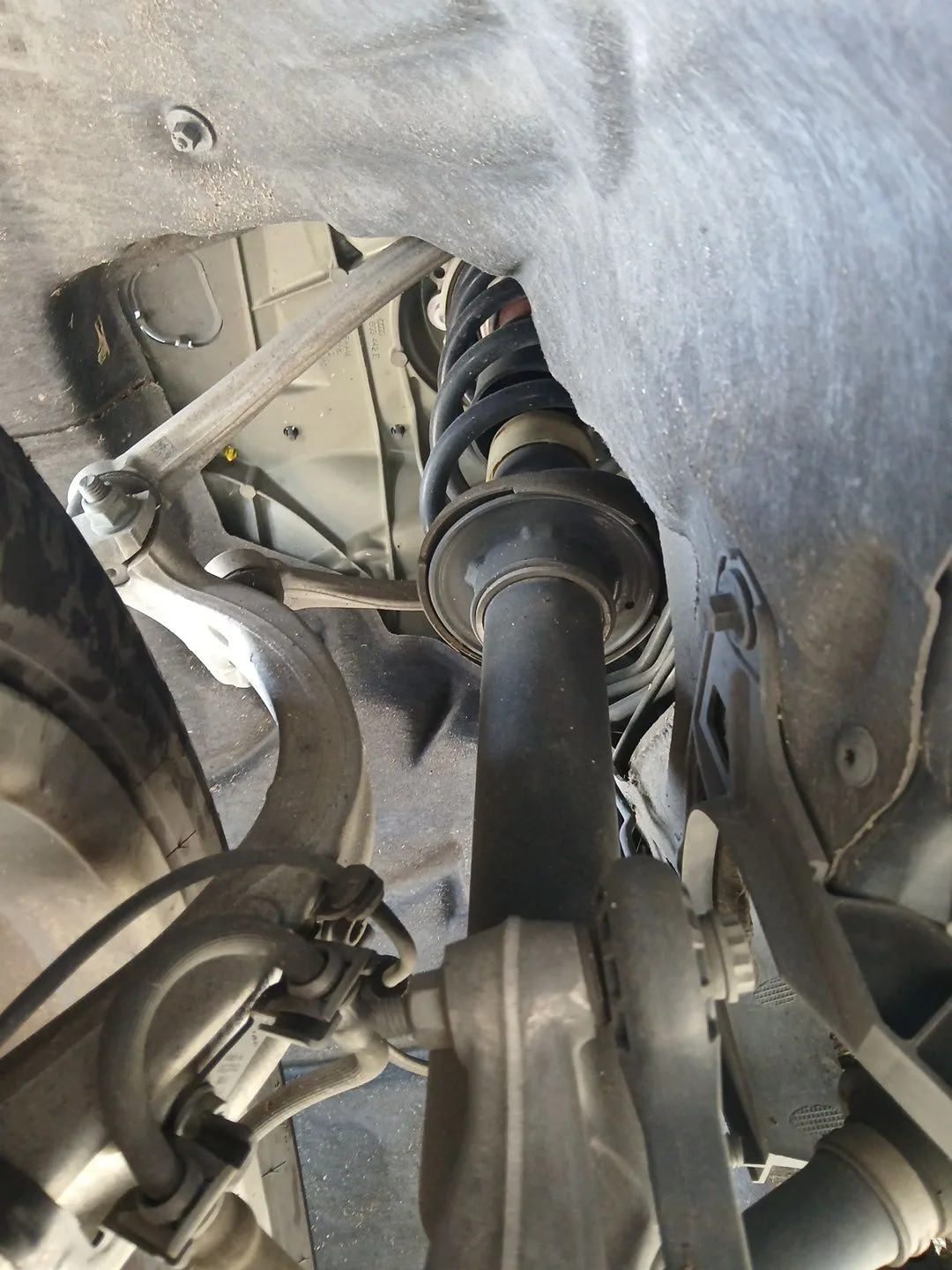 Amortiguador Delantero Derecho para Audi A4 B9 (8W2, 8Wc)