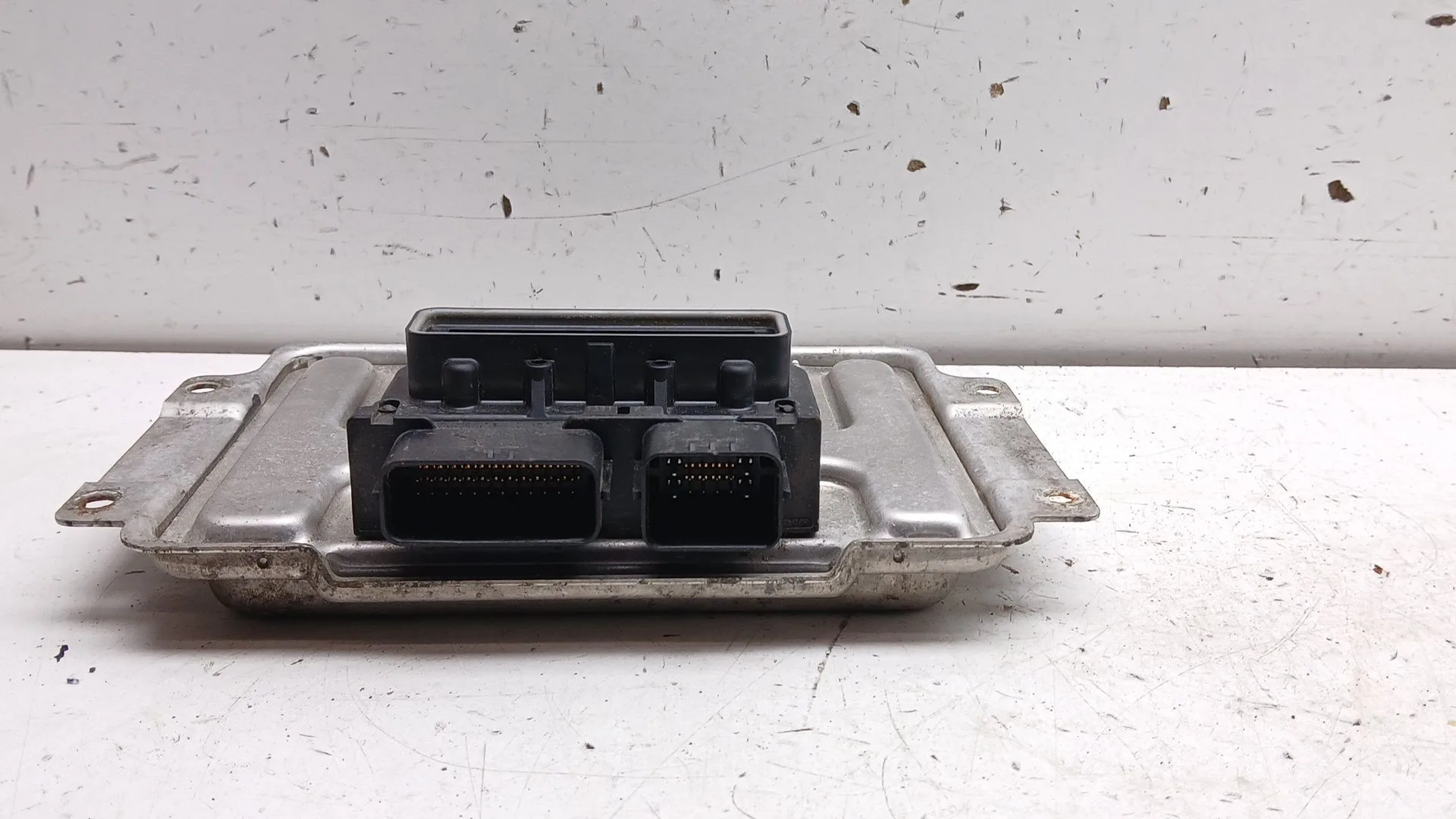Centralita Motor Uce para Chrysler 300C (Lx, Le)