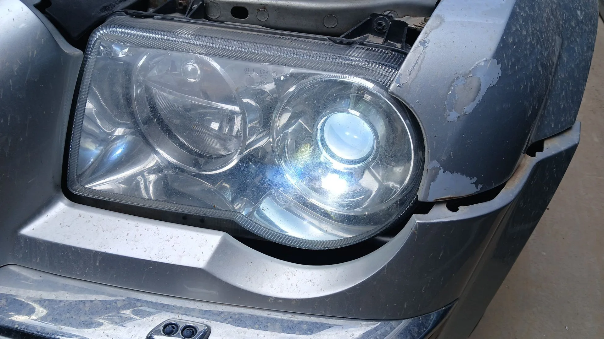 Faro Izquierdo para Chrysler 300C (Lx, Le)
