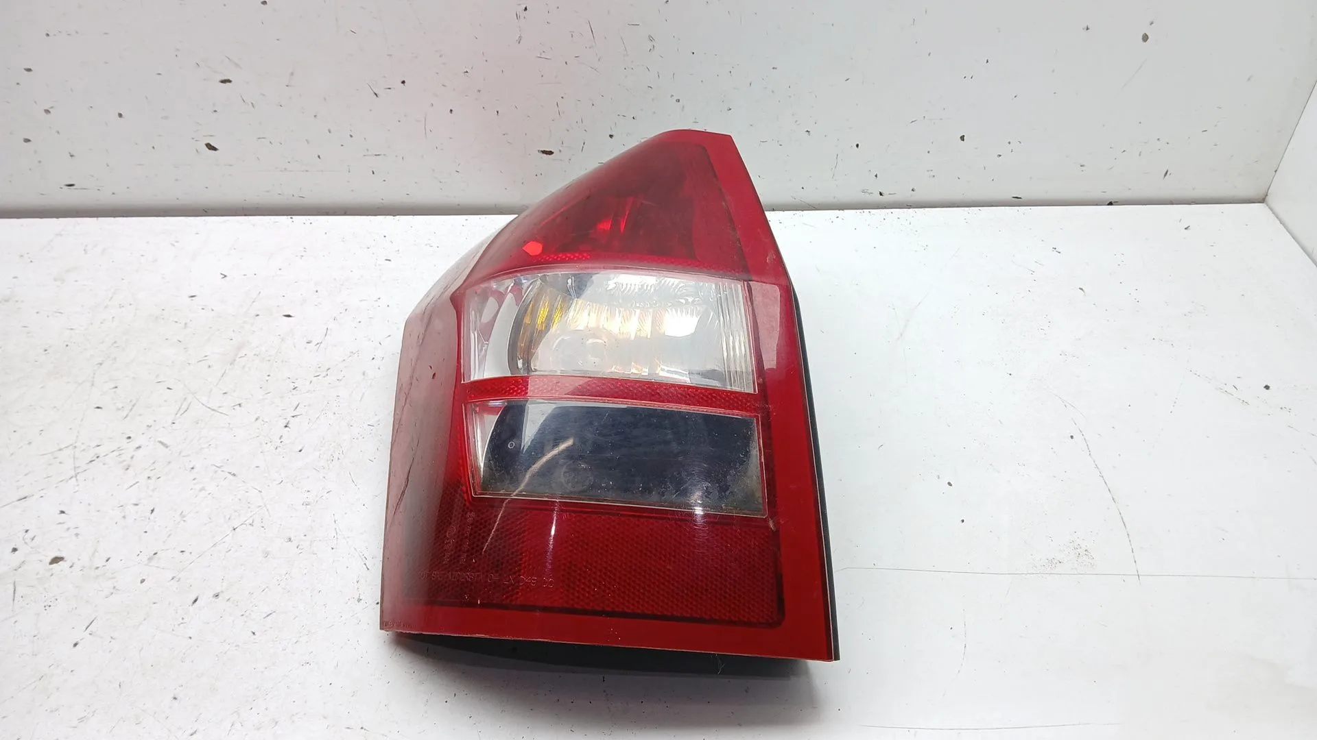 Piloto Trasero Izquierdo para Chrysler 300C (Lx, Le)