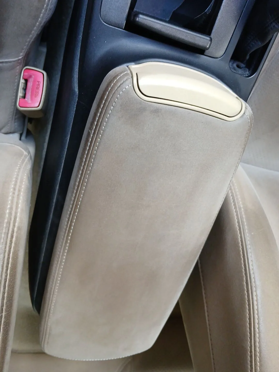 Apoyabrazos Central para Lexus Is Ii (_E2_)