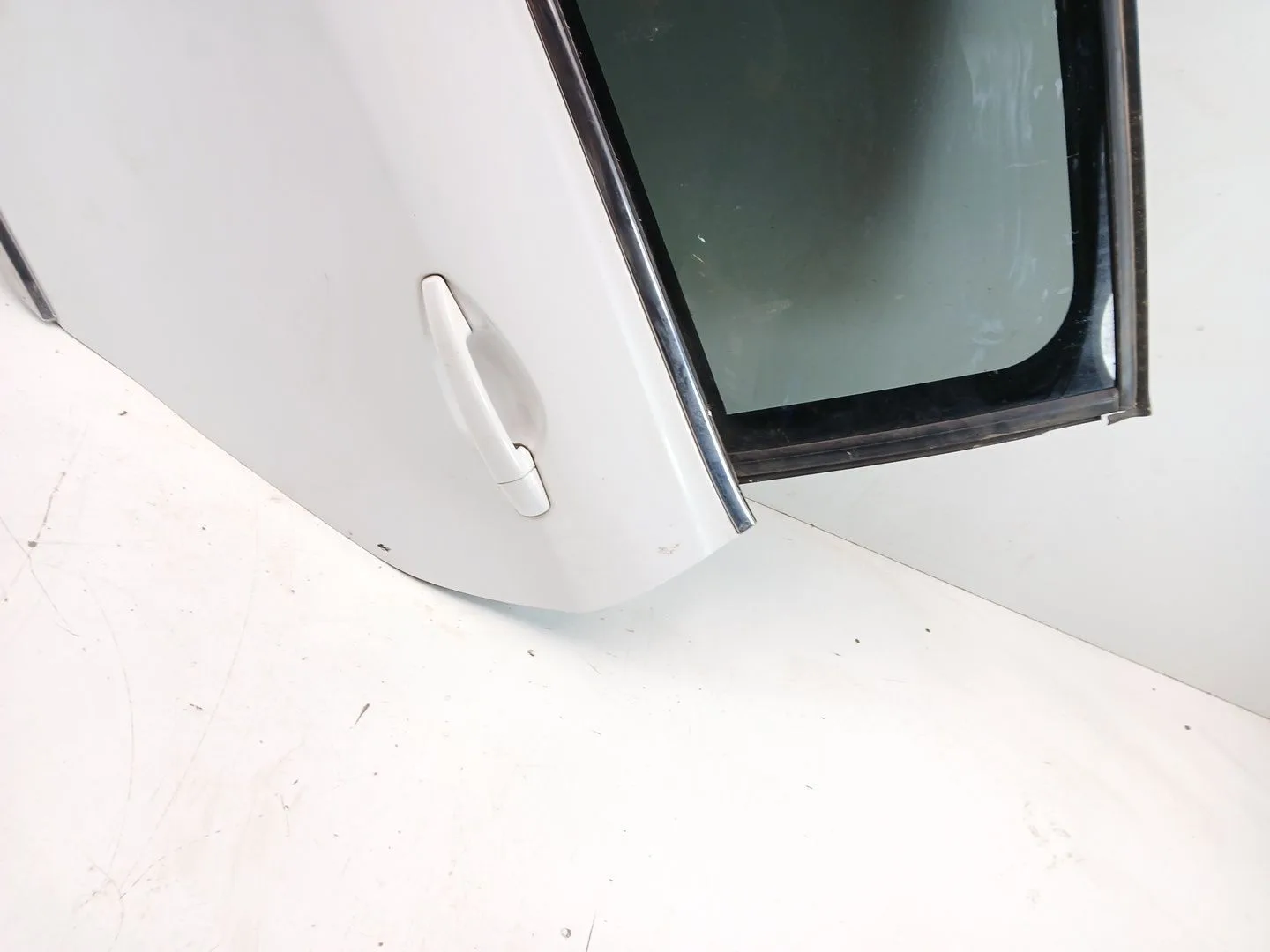 Puerta Trasera Izquierda para Peugeot 2008 I (Cu_)