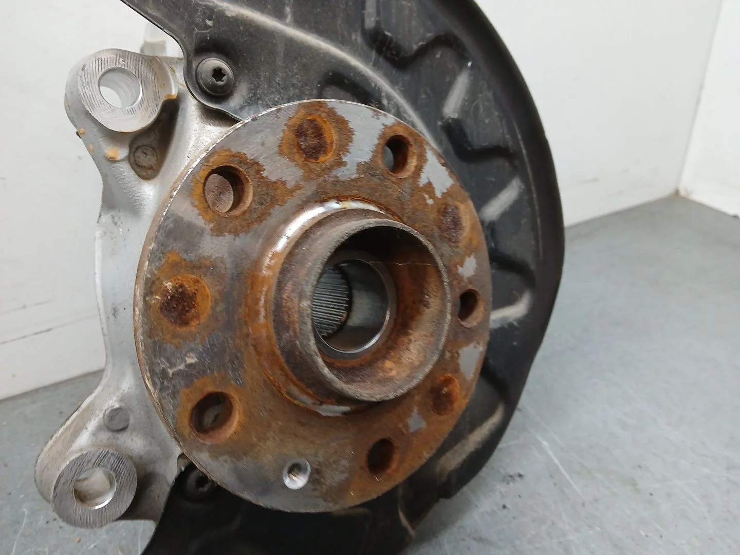 Mangueta Delantera Izquierda para Volkswagen Tiguan