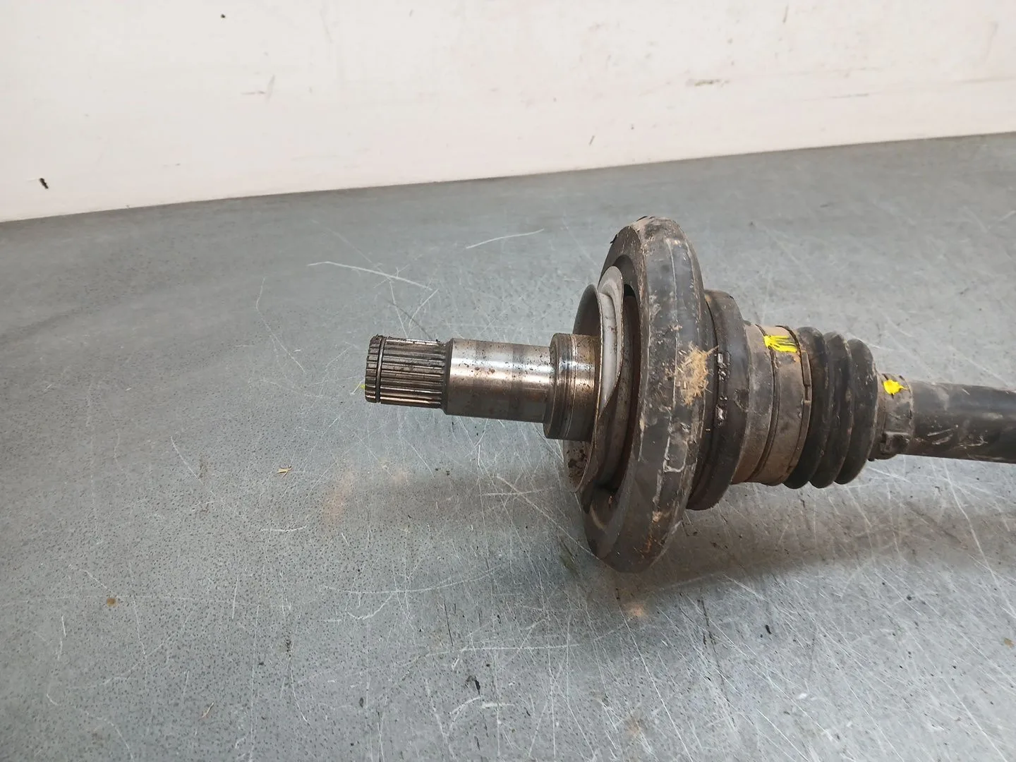 Transmision Trasera Izquierda para Mercedes-Benz Clase C W205 C200 Bluetec