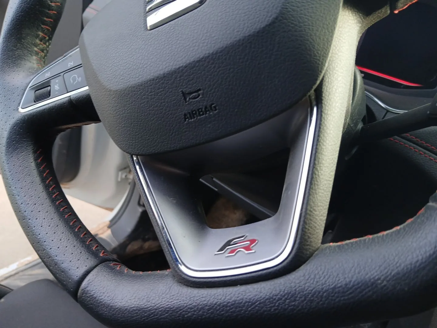Volante para Seat Arona (Kj7, Kjp)