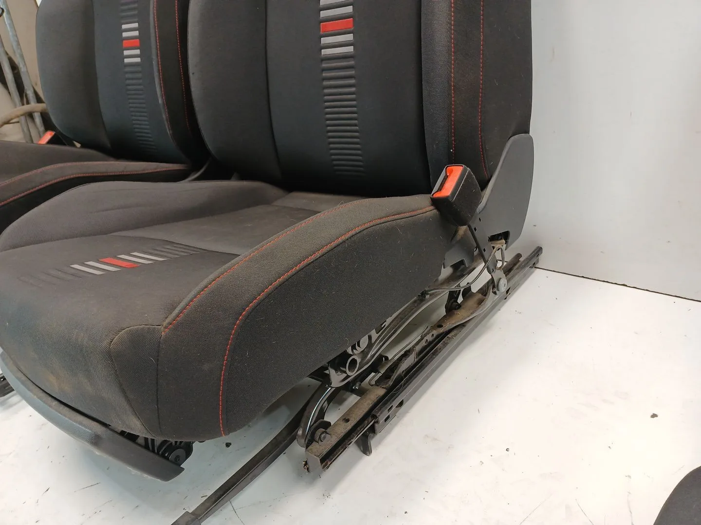 Juego Asientos Completo para Seat Arona (Kj7, Kjp)