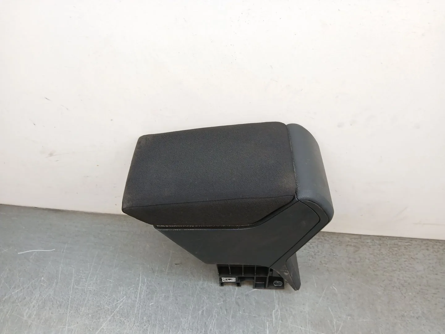Apoyabrazos Central para Seat Arona (Kj7, Kjp)