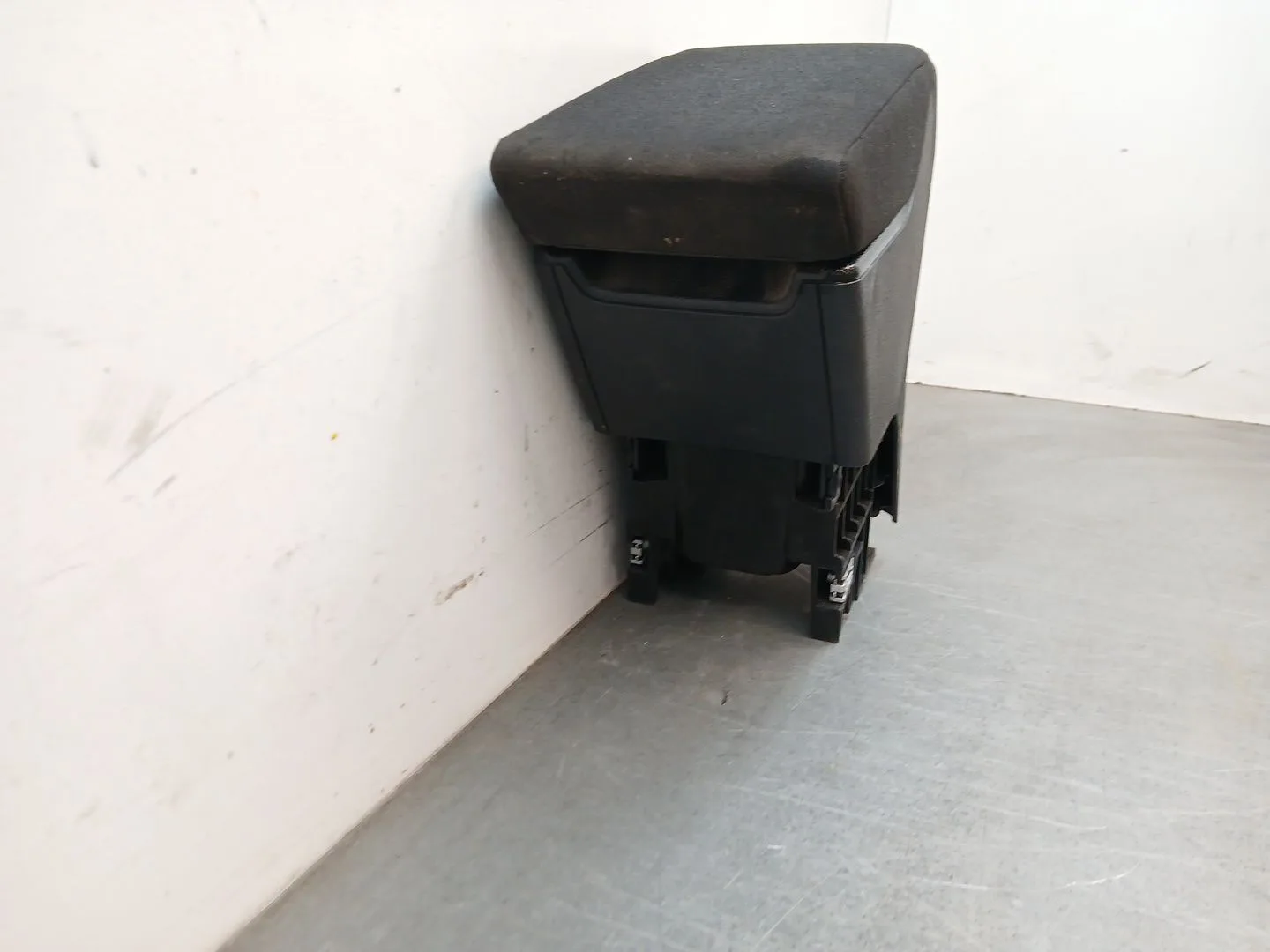 Apoyabrazos Central para Seat Arona (Kj7, Kjp)