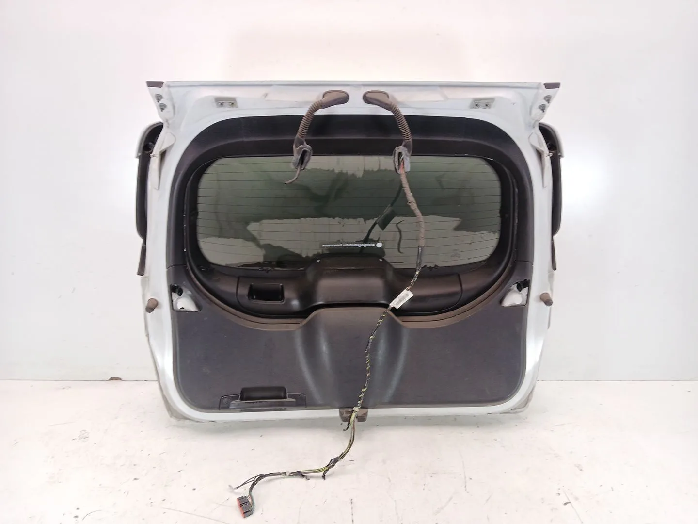 Porton Trasero para Ford Kuga I