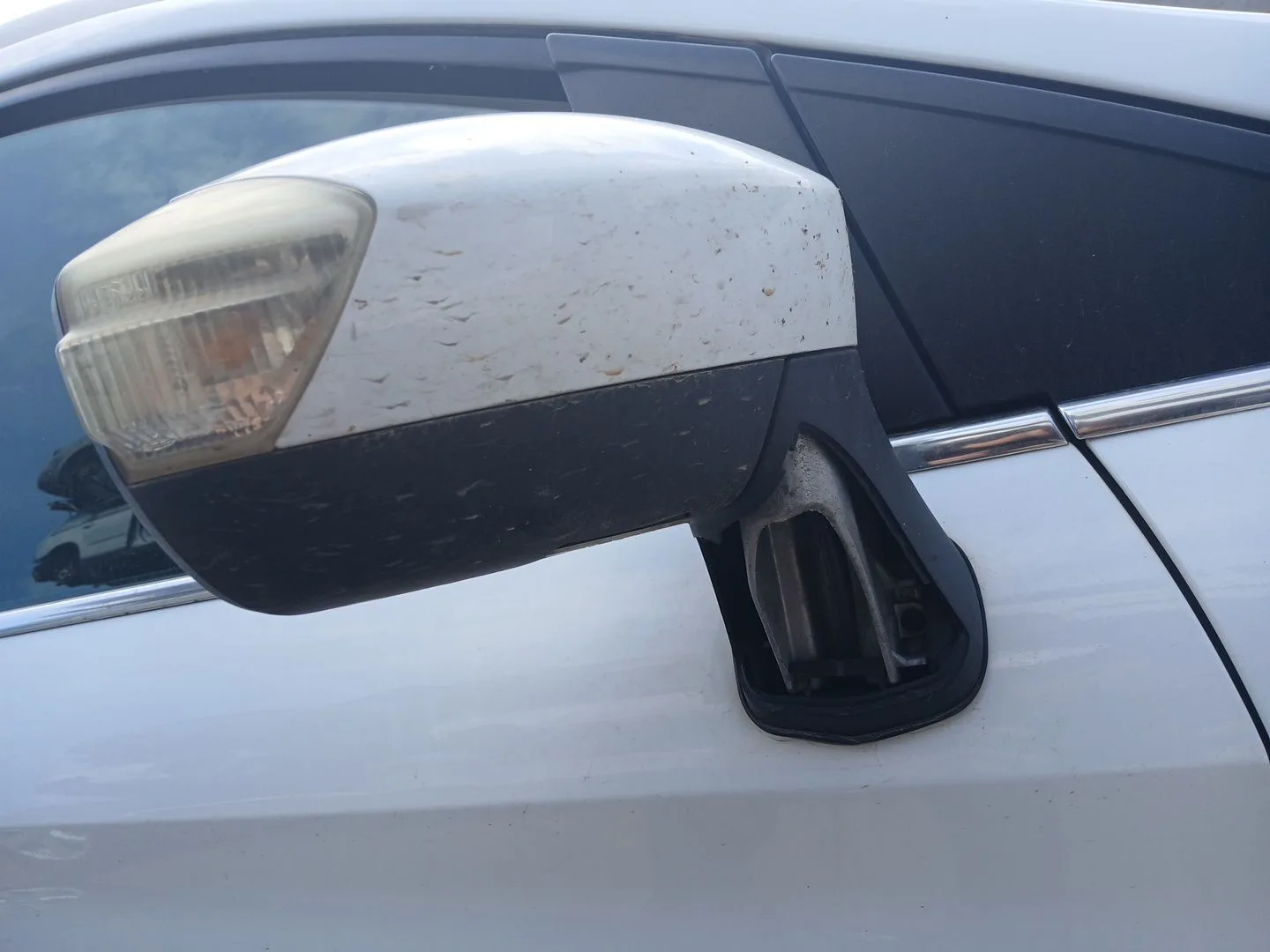 Retrovisor Derecho para Ford Kuga I
