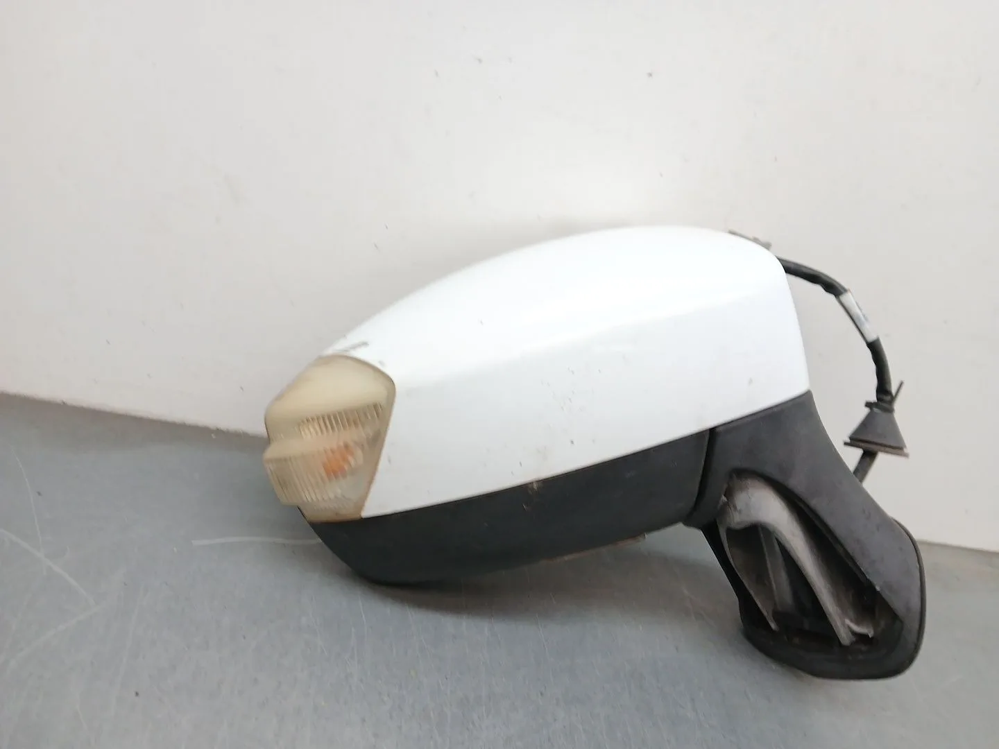 Retrovisor Derecho para Ford Kuga I
