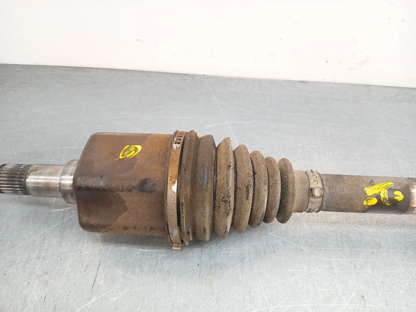 Transmision Delantera Izquierda para Ford Kuga I