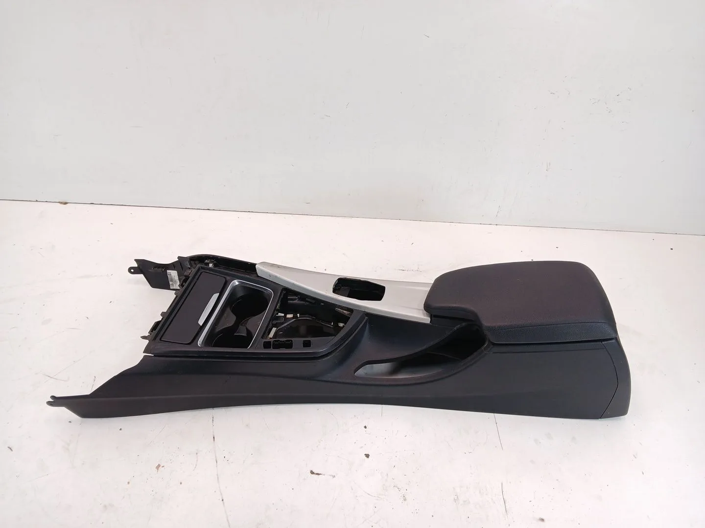 Apoyabrazos Central para Bmw 3 (F30, F80)