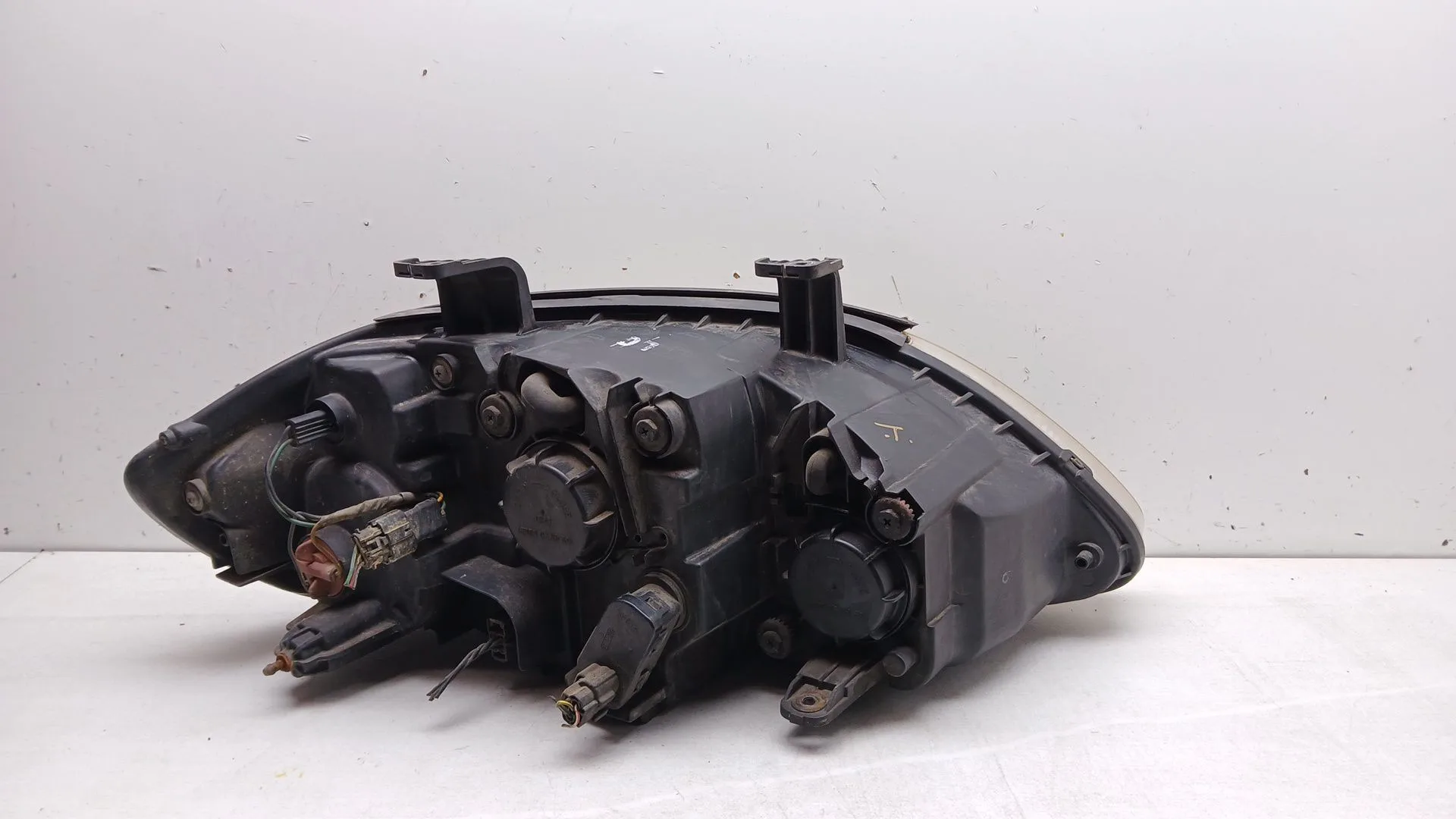 Faro Izquierdo para Ssangyong Rodius I