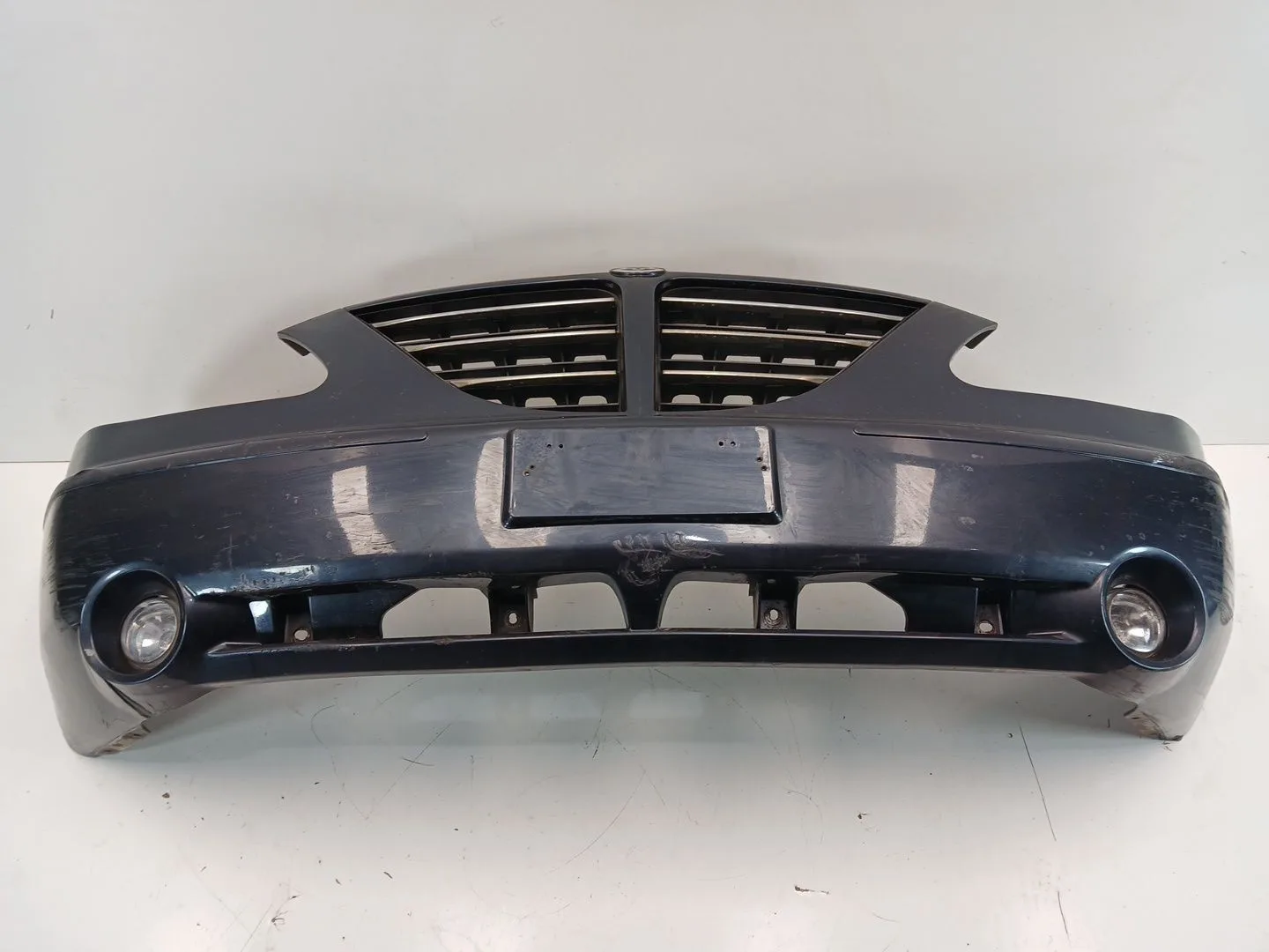 Paragolpes Delantero para Ssangyong Rodius I