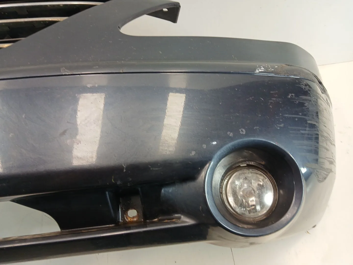 Paragolpes Delantero para Ssangyong Rodius I