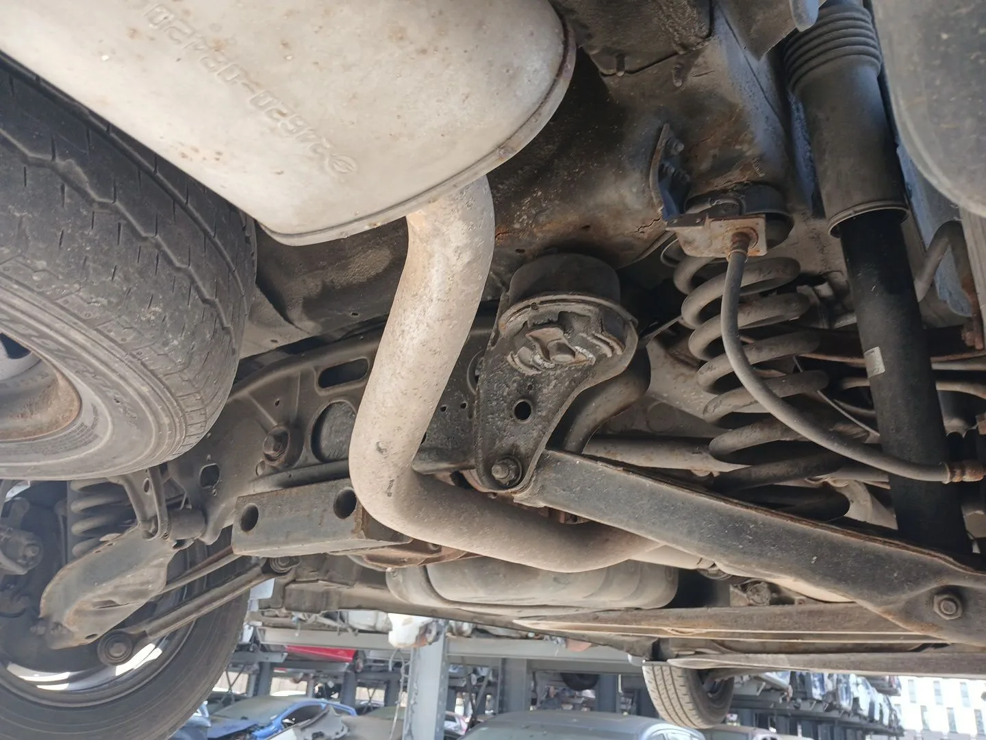 Puente Trasero para Ssangyong Rodius I