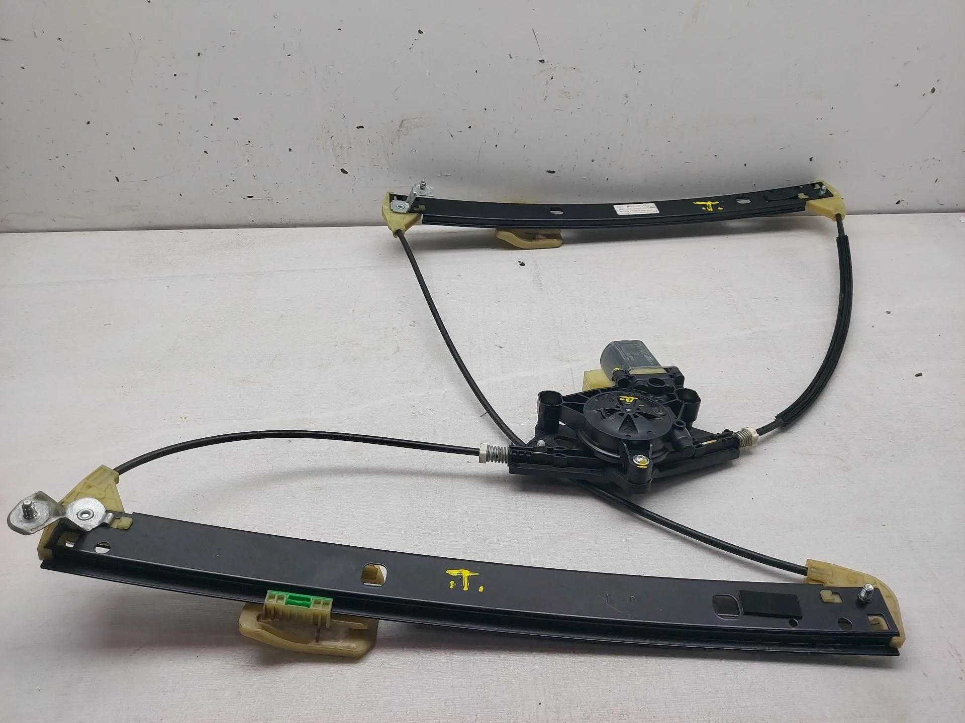 Elevalunas Delantero Izquierdo para Audi A4 B9 (8W2, 8Wc)
