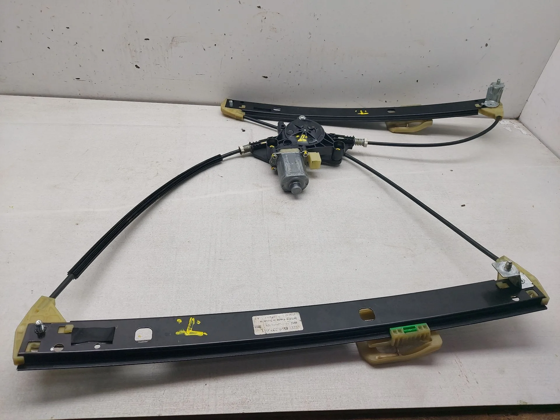 Elevalunas Delantero Izquierdo para Audi A4 B9 (8W2, 8Wc)