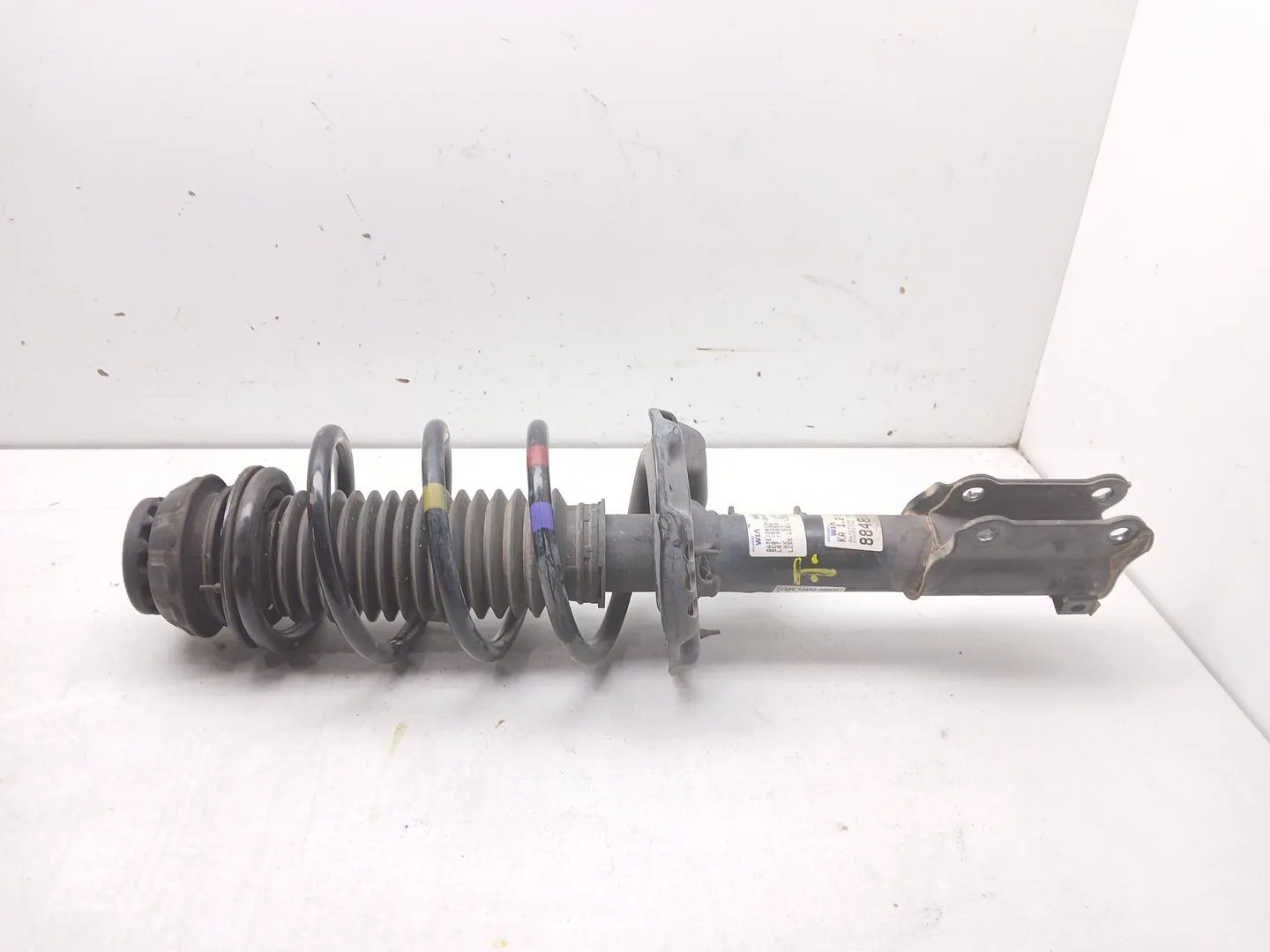 Amortiguador Delantero Izquierdo para Kia Stonic (Yb)