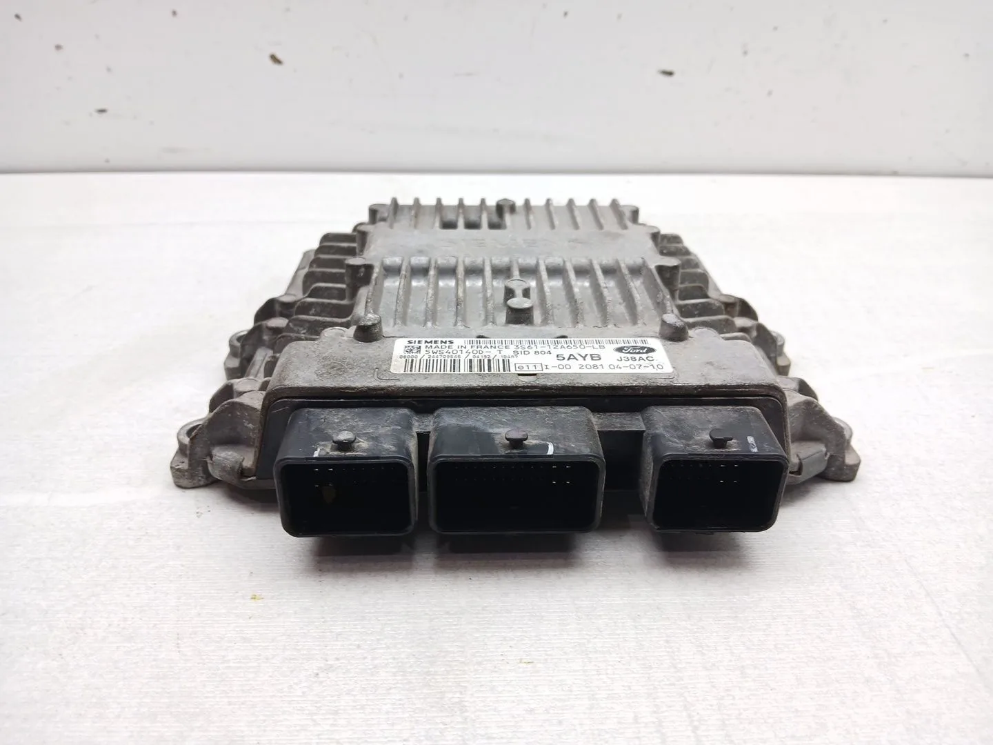 Centralita Motor Uce para Ford Fusion (Ju_)