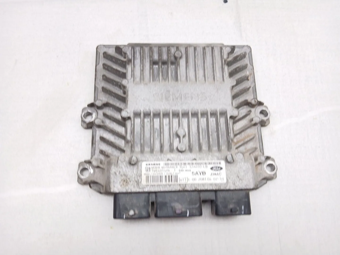 Centralita Motor Uce para Ford Fusion (Ju_)