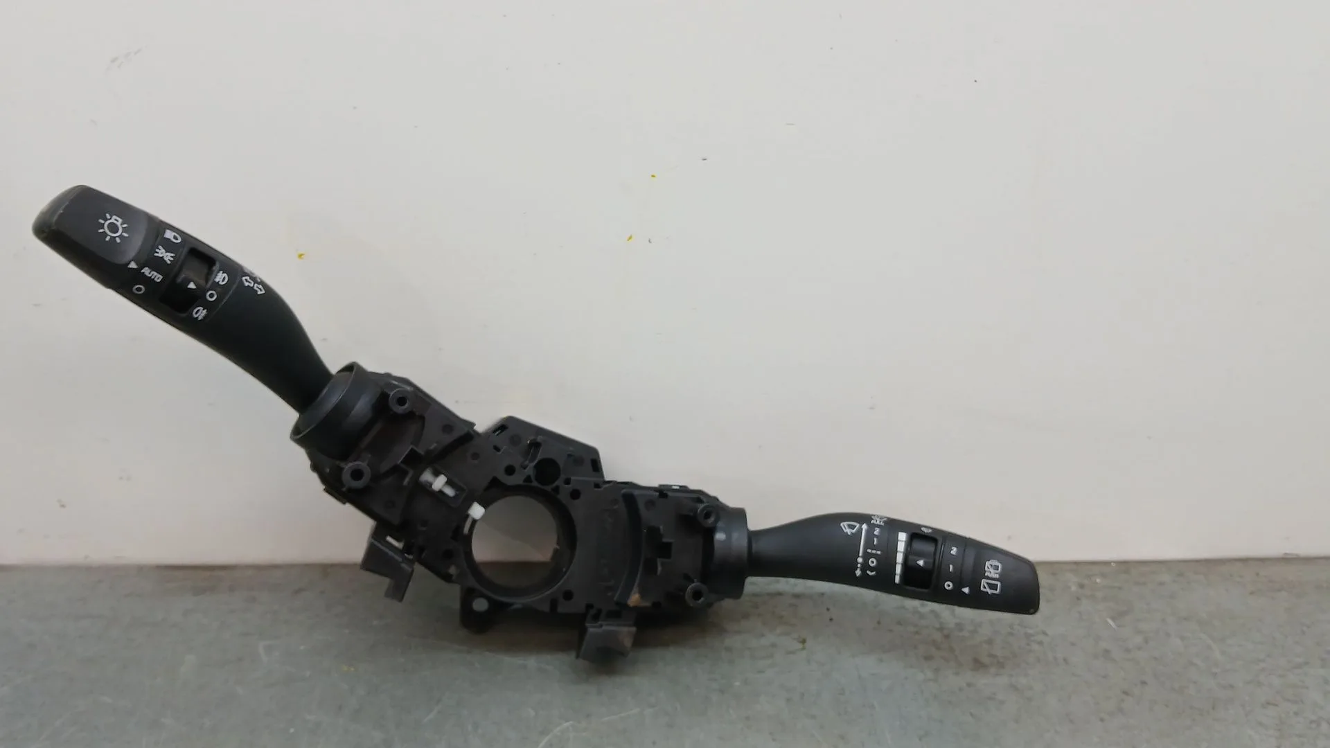 Mando Multifuncion para Kia Stonic (Yb)