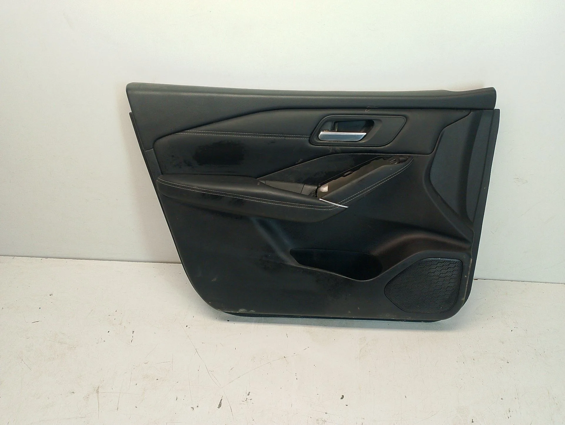 Guarnecido Puerta Delantera Izquierda para Nissan Qashqai Iii (J12)
