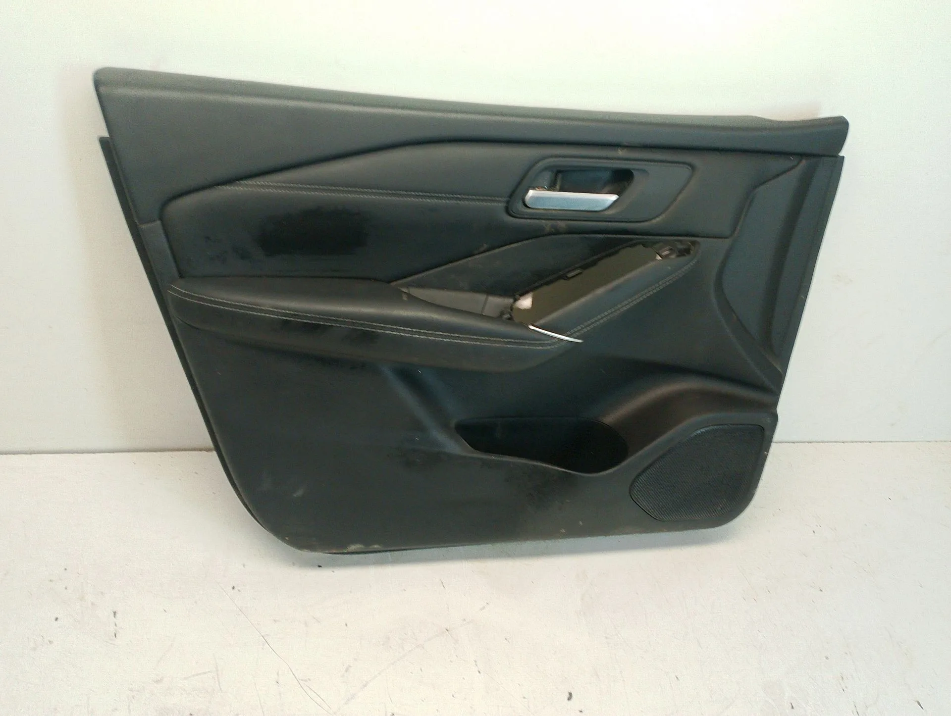 Guarnecido Puerta Delantera Izquierda para Nissan Qashqai Iii (J12)