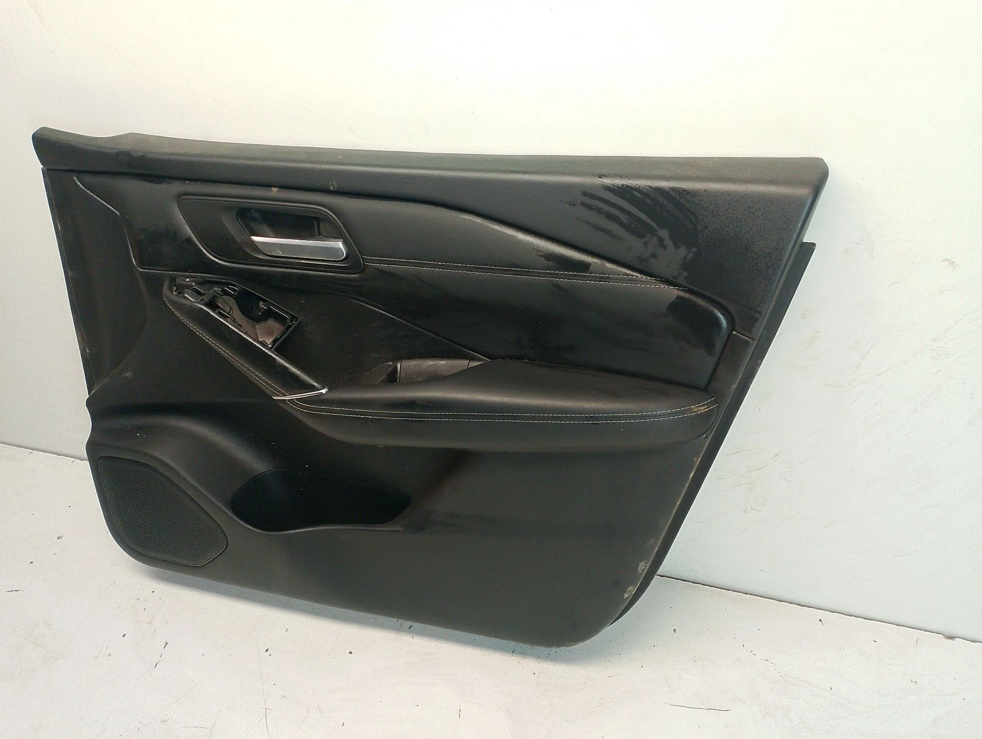 Guarnecido Puerta Delantera Derecha para Nissan Qashqai Iii (J12)