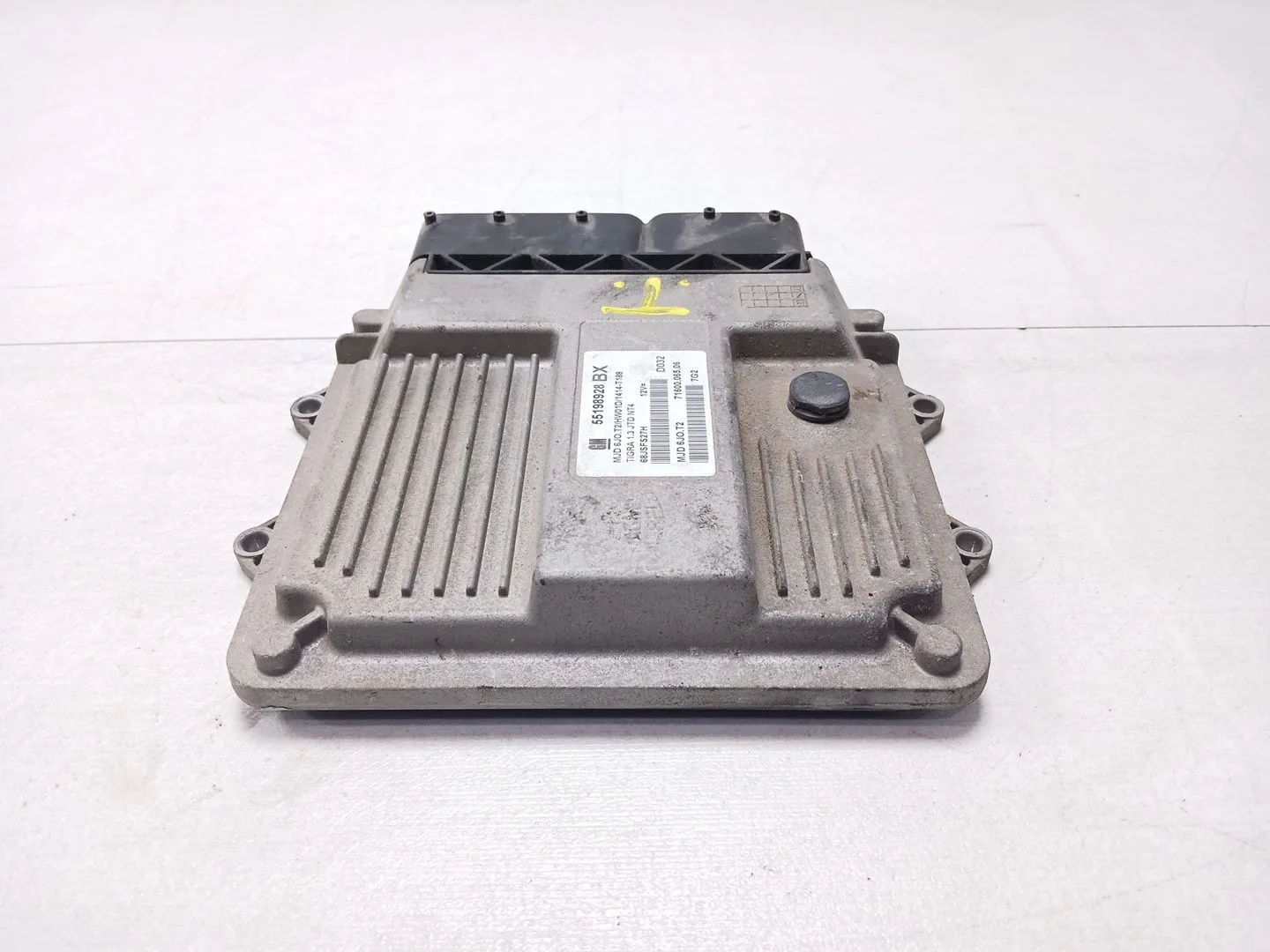 Centralita Motor Uce para Opel Tigra Twin Top