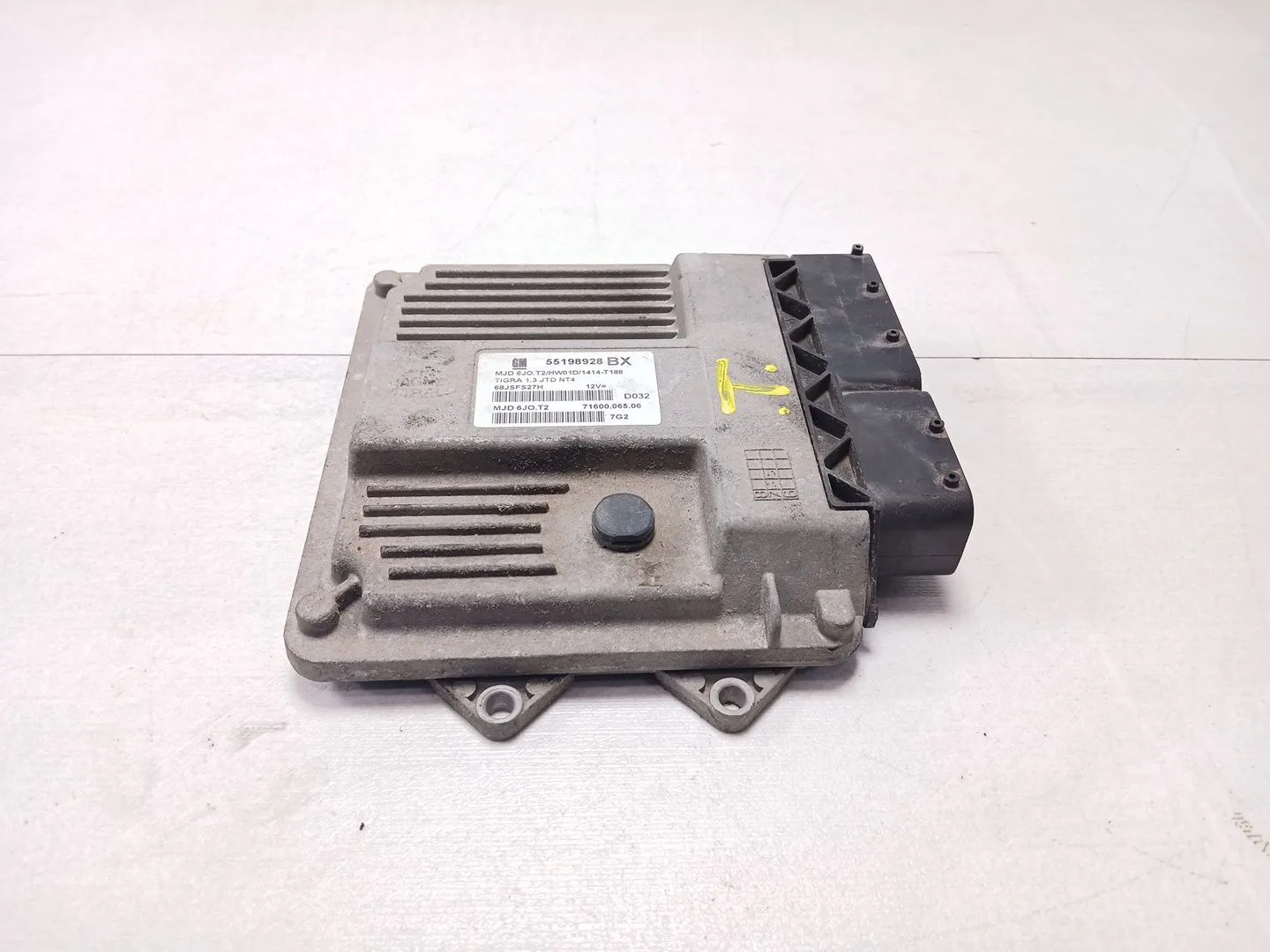 Centralita Motor Uce para Opel Tigra Twin Top