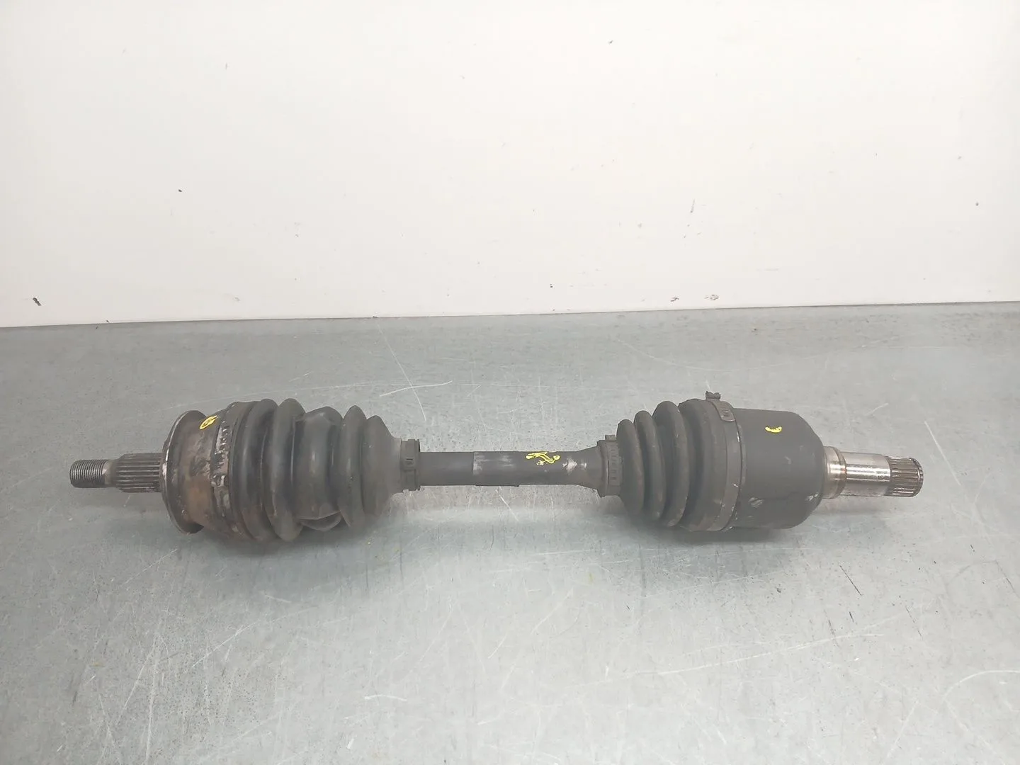 Transmision Delantera Izquierda para Mercedes-Benz Clase B Sports Tourer (W245)