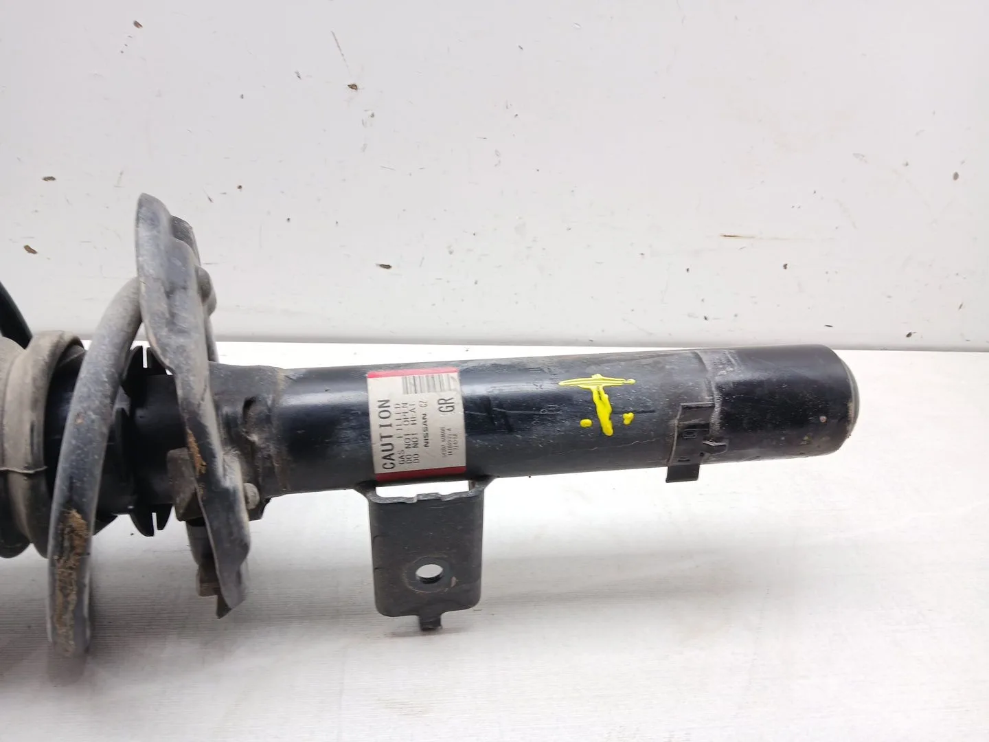 Amortiguador Delantero Izquierdo para Nissan Qashqai Iii (J12)