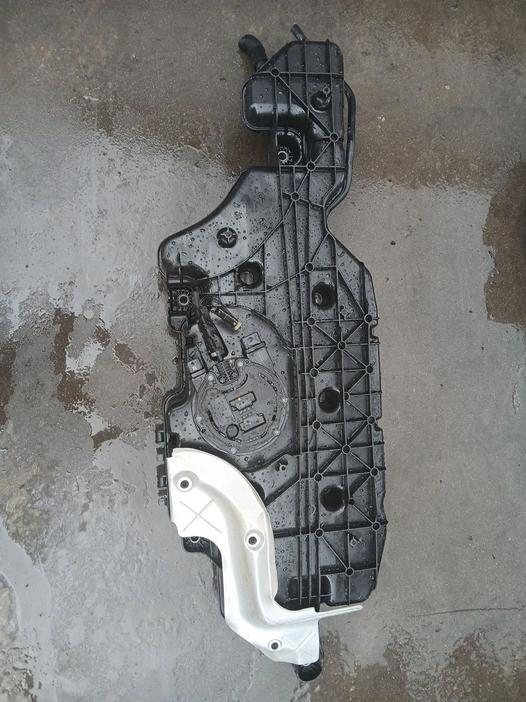 Deposito Adblue para Mercedes-Benz Gla (H247)