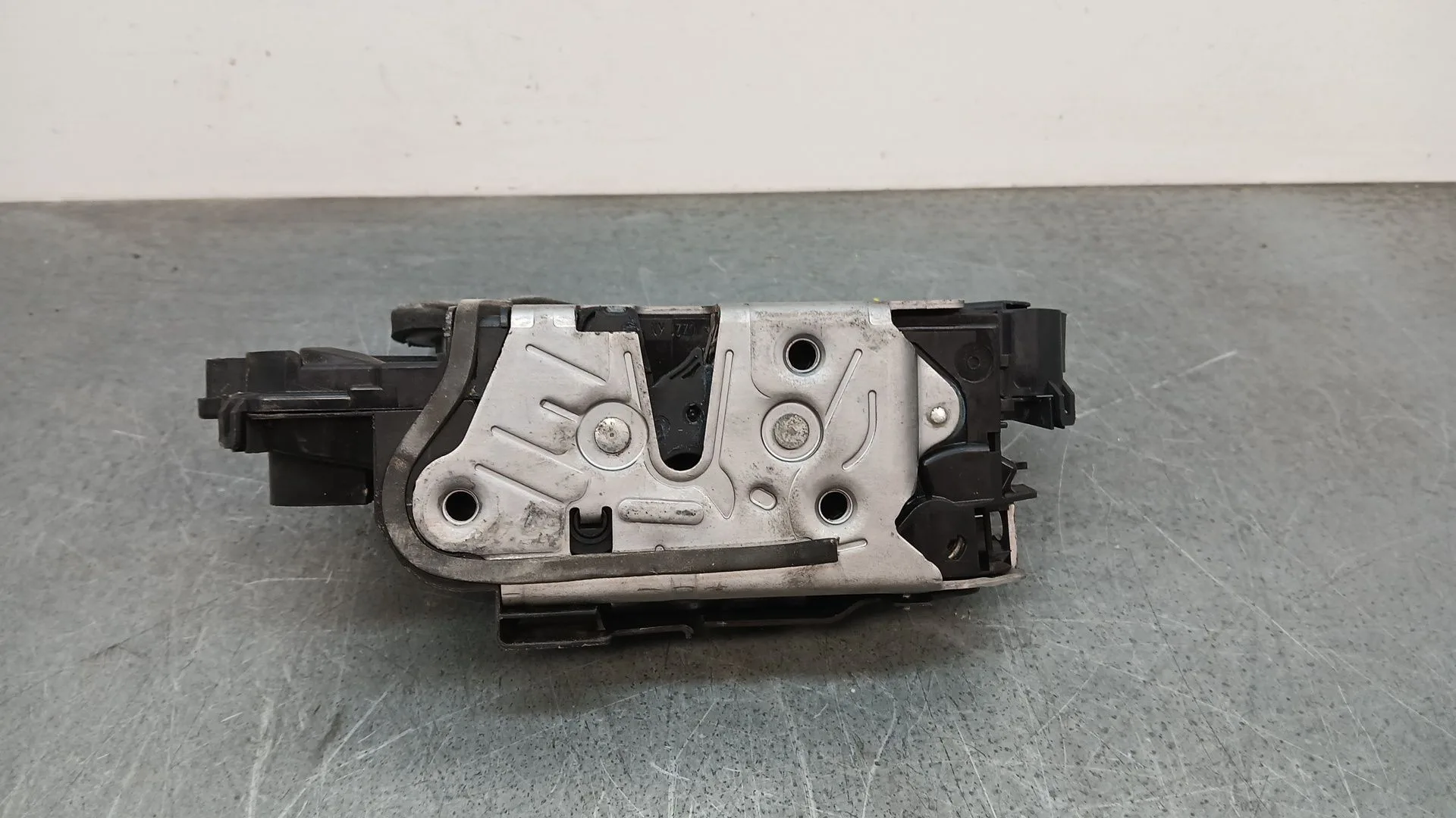 Cerradura Puerta Delantera Izquierda para Volkswagen T-Roc (A11, D11)
