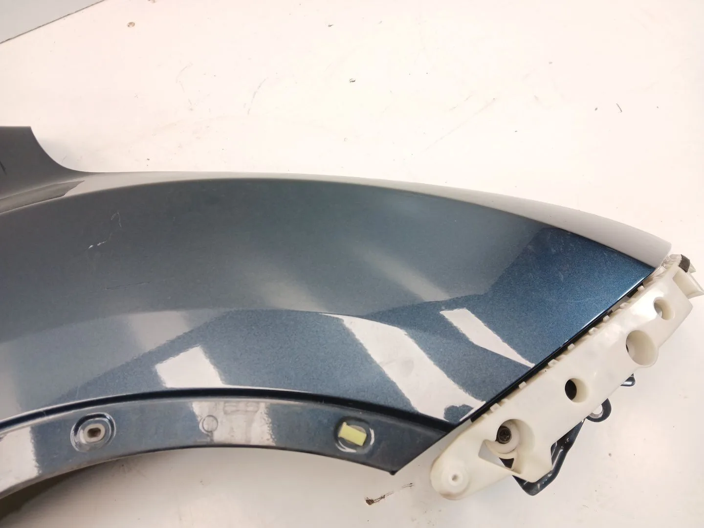 Aleta Delantera Derecha para Nissan Juke (F15)