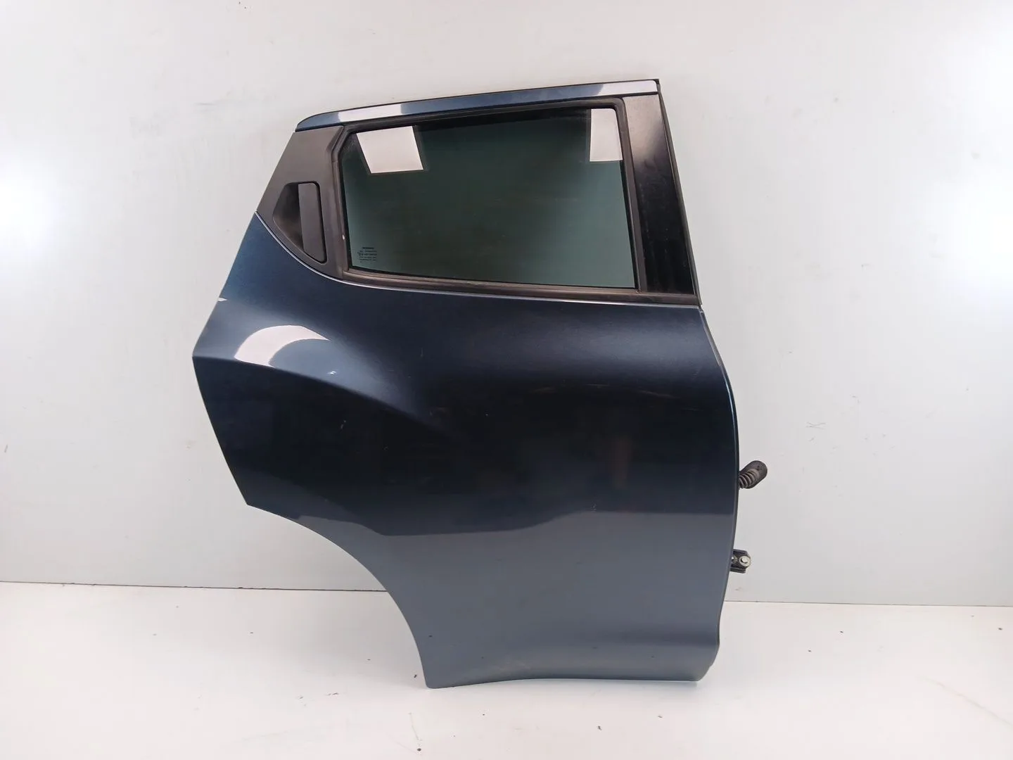 Puerta Trasera Derecha para Nissan Juke (F15)