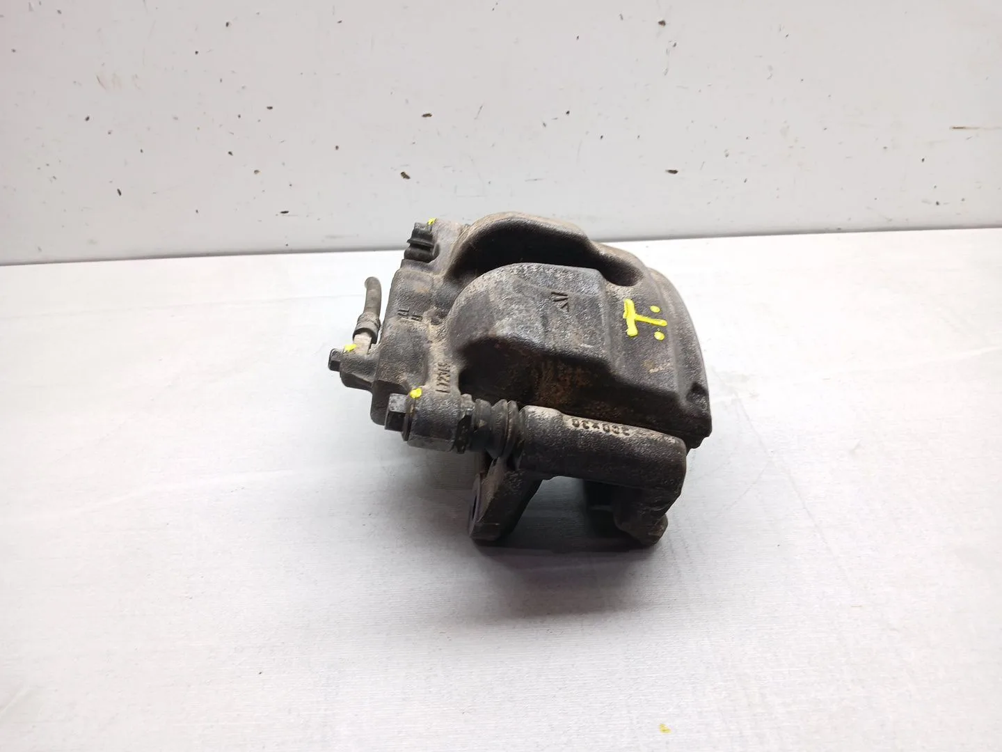 Pinza Freno Delantera Izquierda para Mercedes-Benz Gla (H247)
