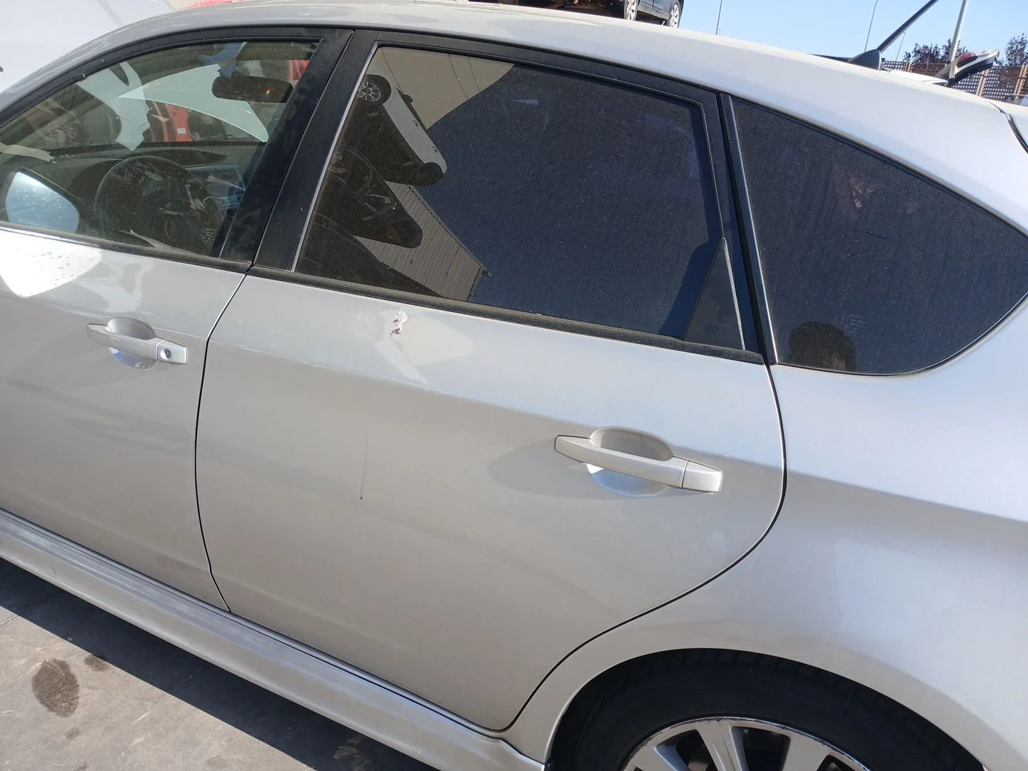 Puerta Trasera Izquierda para Subaru Impreza Hatchback (Gr, Gh, G3)