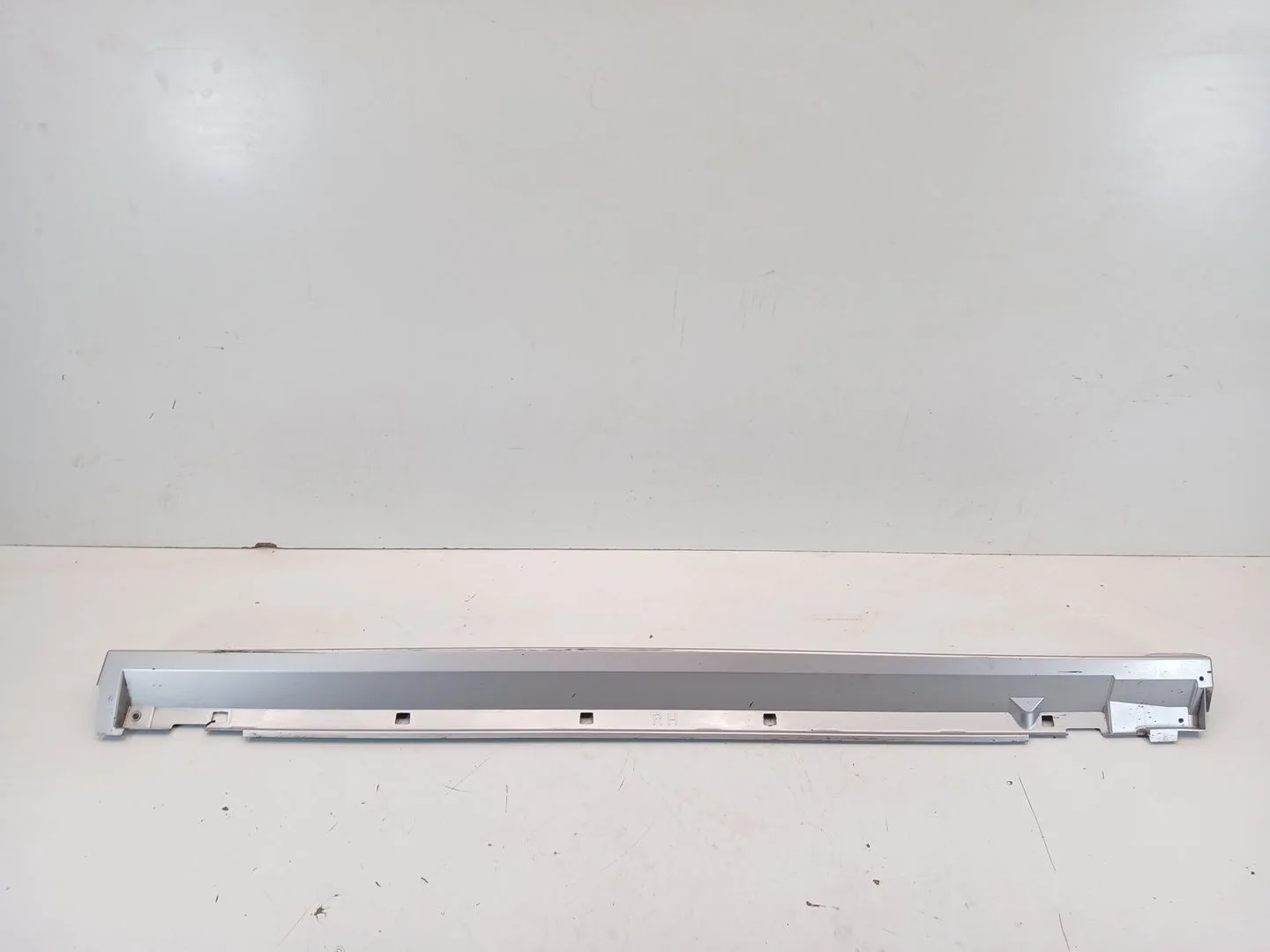 Faldon Lateral para Subaru Impreza Hatchback (Gr, Gh, G3)