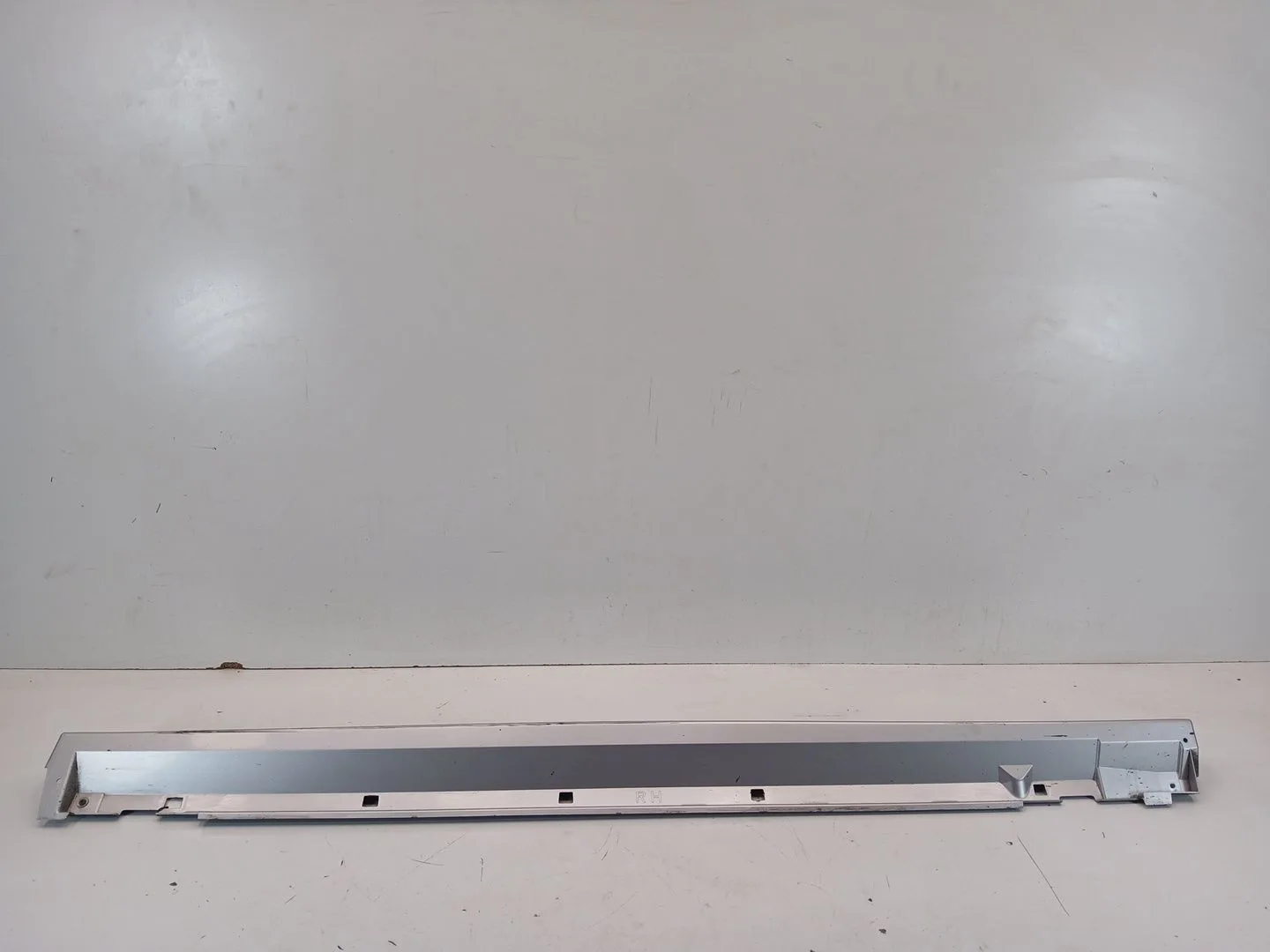 Faldon Lateral para Subaru Impreza Hatchback (Gr, Gh, G3)