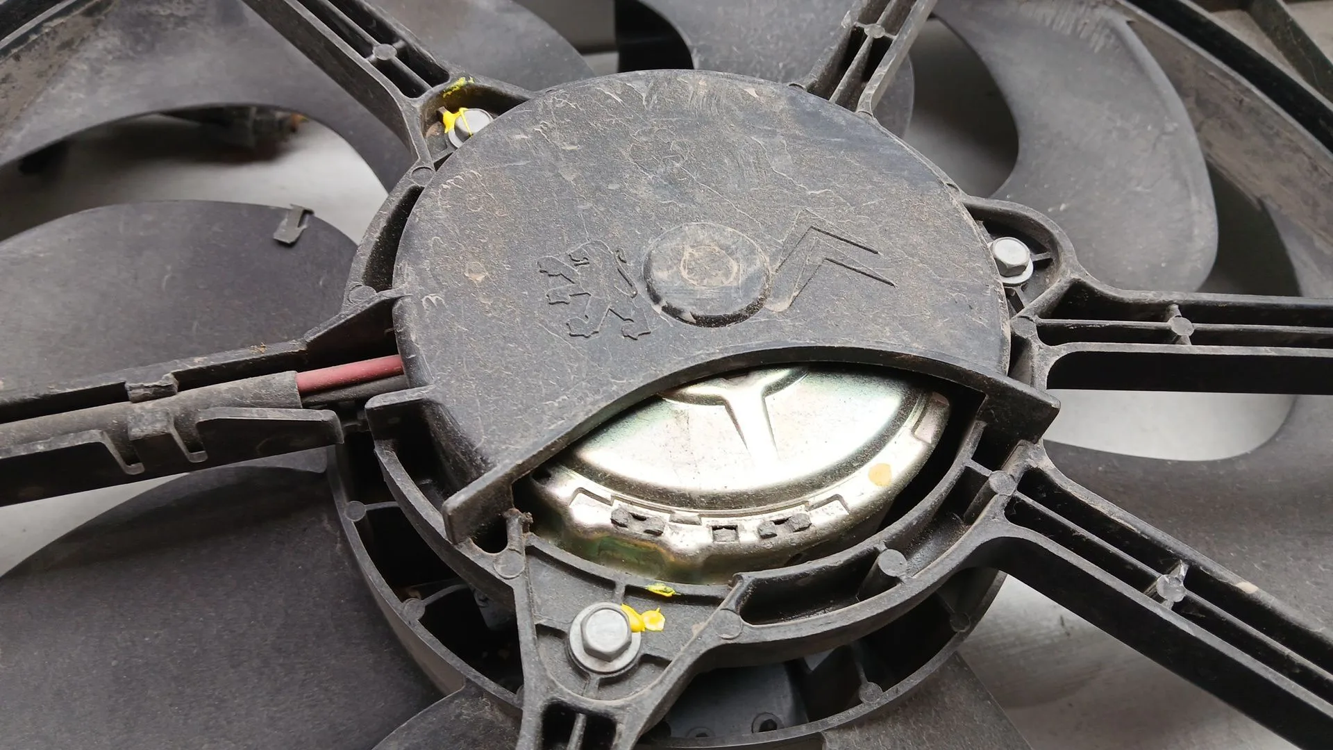 Electroventilador para Peugeot 3008 Ii Suv (Mc_, Mr_, Mj_, M4_)