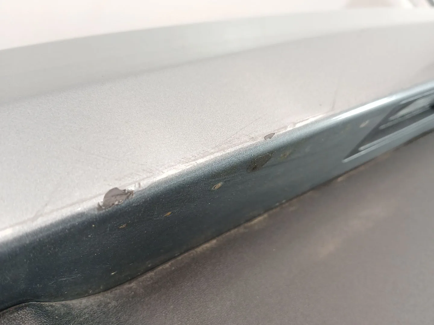 Paragolpes Trasero para Volvo V40 Hatchback (525)