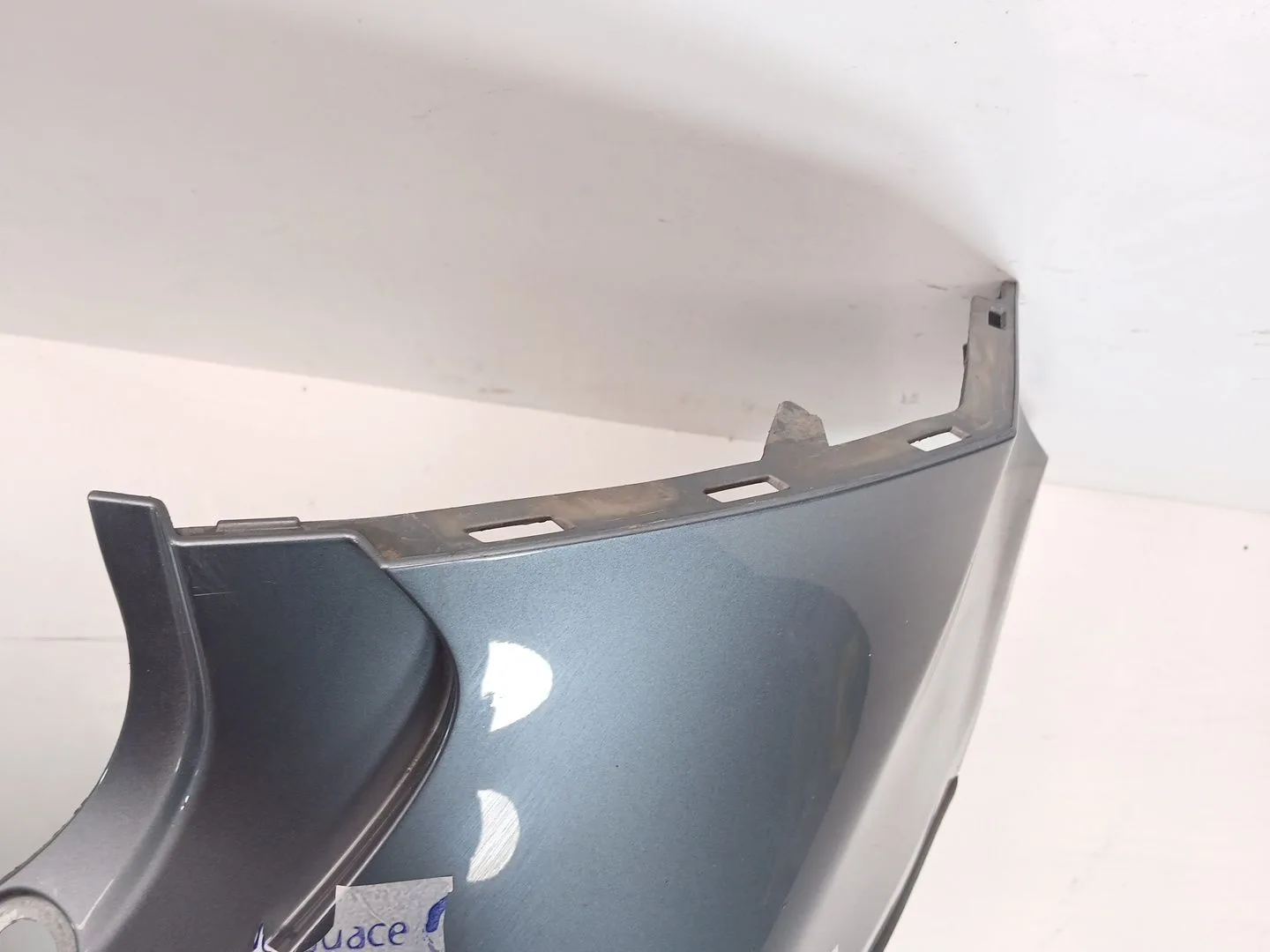 Paragolpes Trasero para Volvo V40 Hatchback (525)