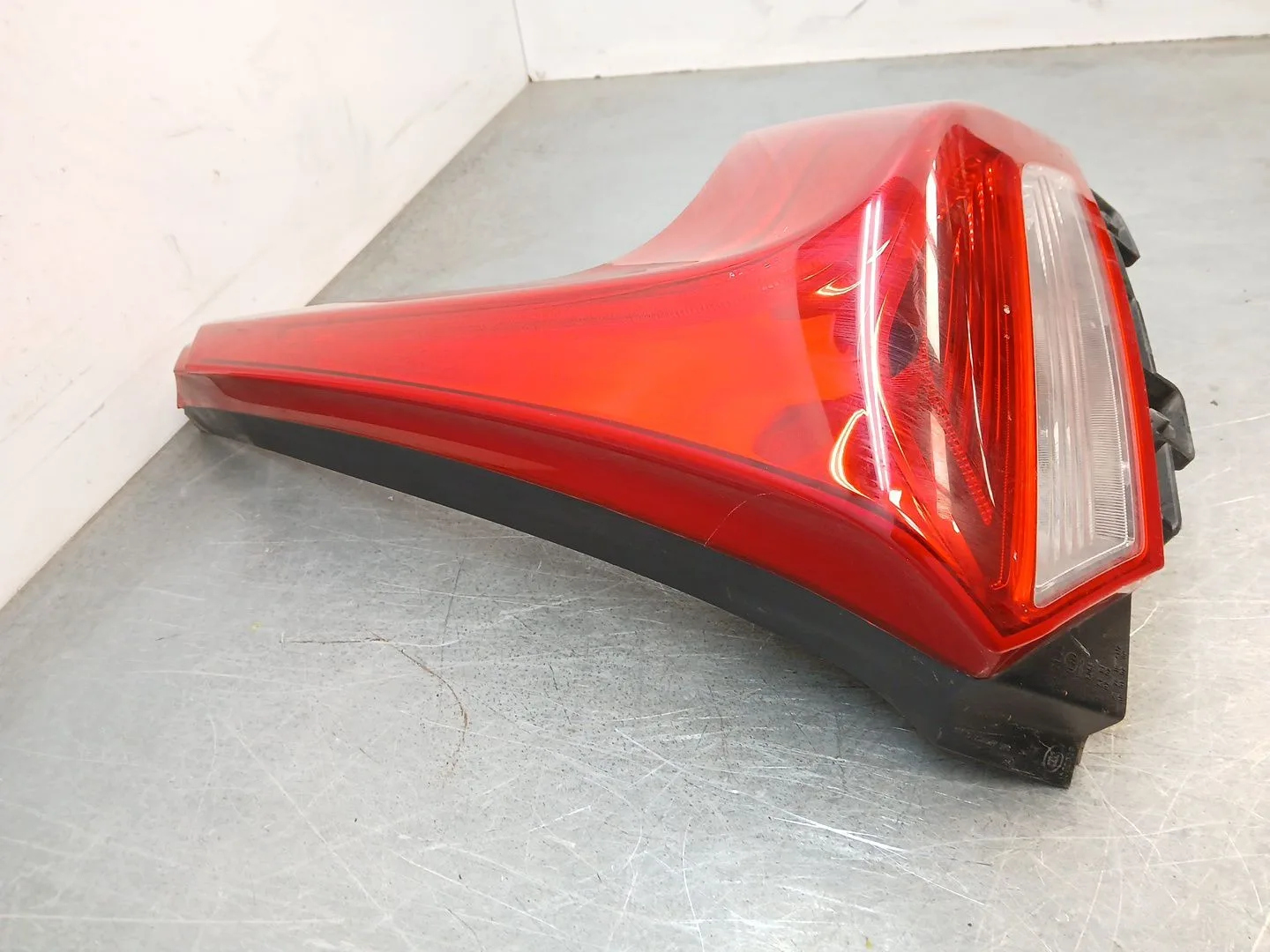 Piloto Trasero Derecho para Volvo V40 Hatchback (525)