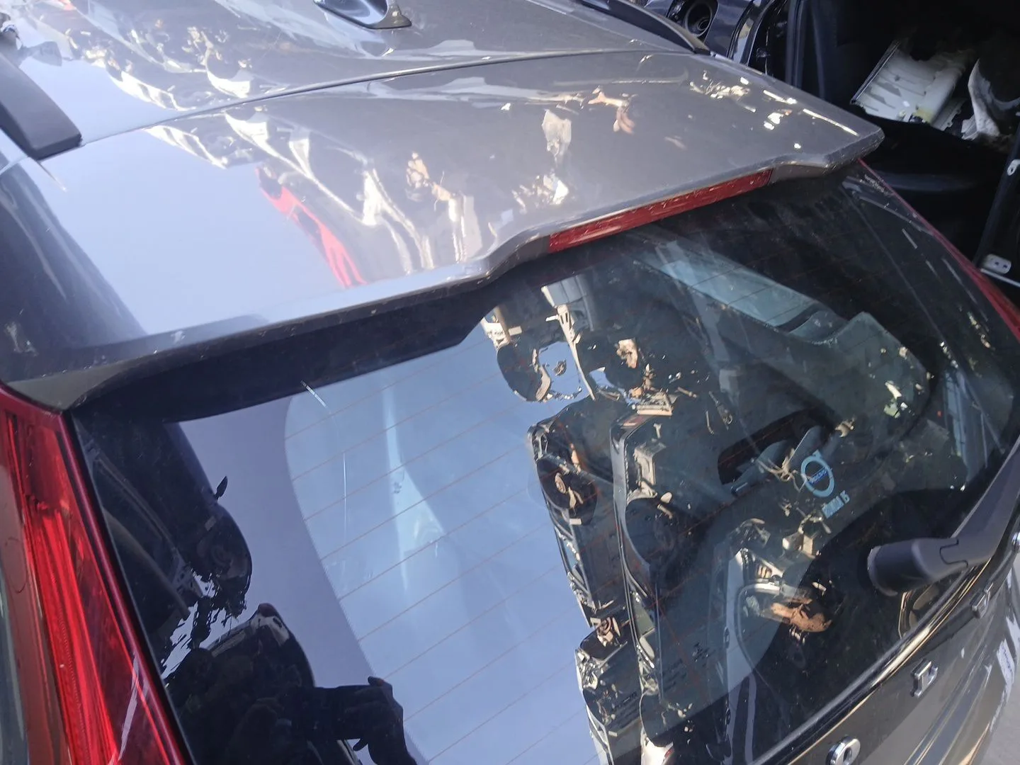 Porton Trasero para Volvo V40 Hatchback (525)
